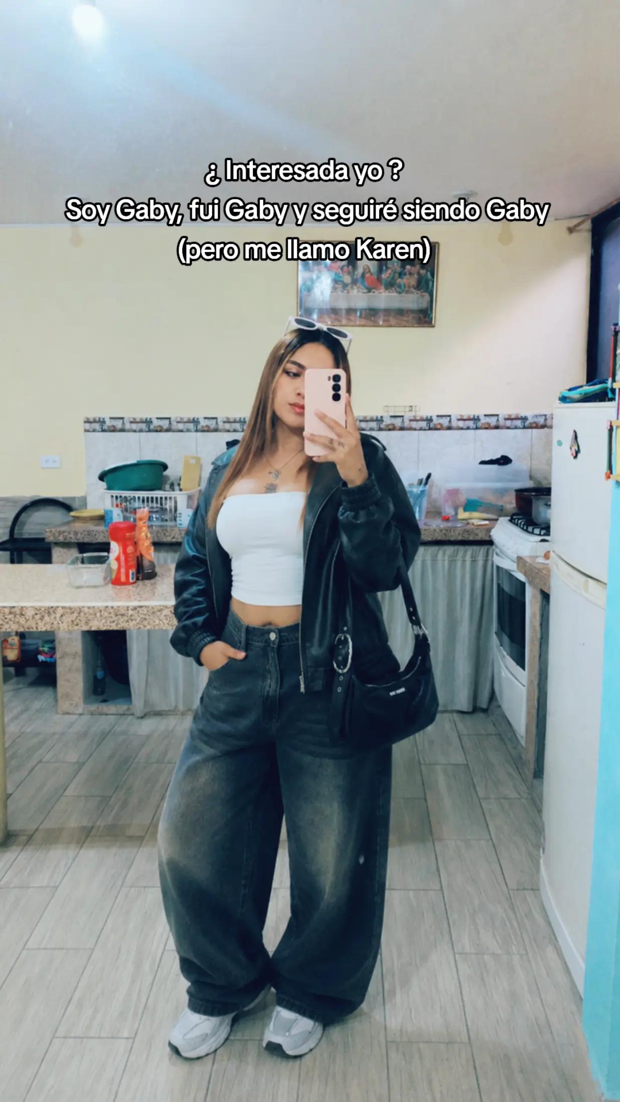 @𝓚𝓪𝓻𝓮𝓷 𝓔𝓼𝓽𝓮𝓯𝓪𝓷𝓲𝓪