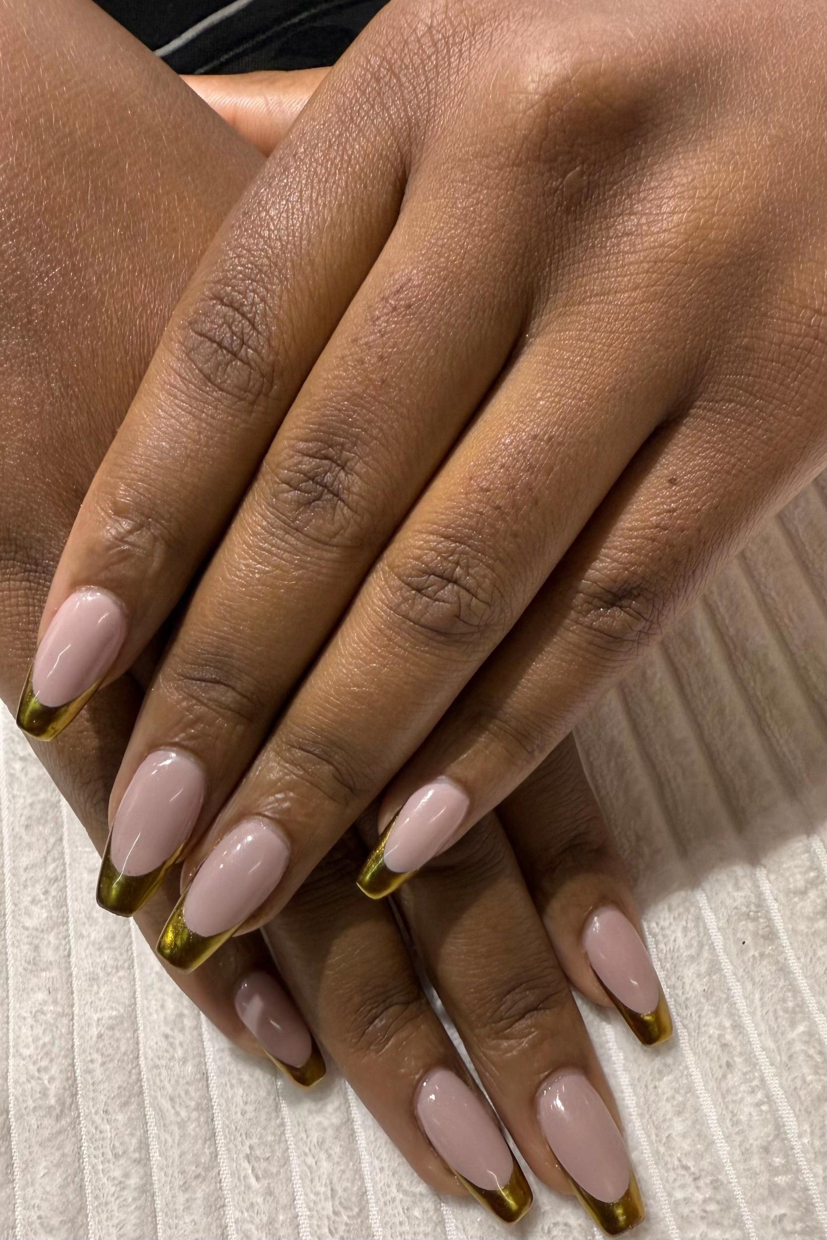 @VIP QUEENS SALON