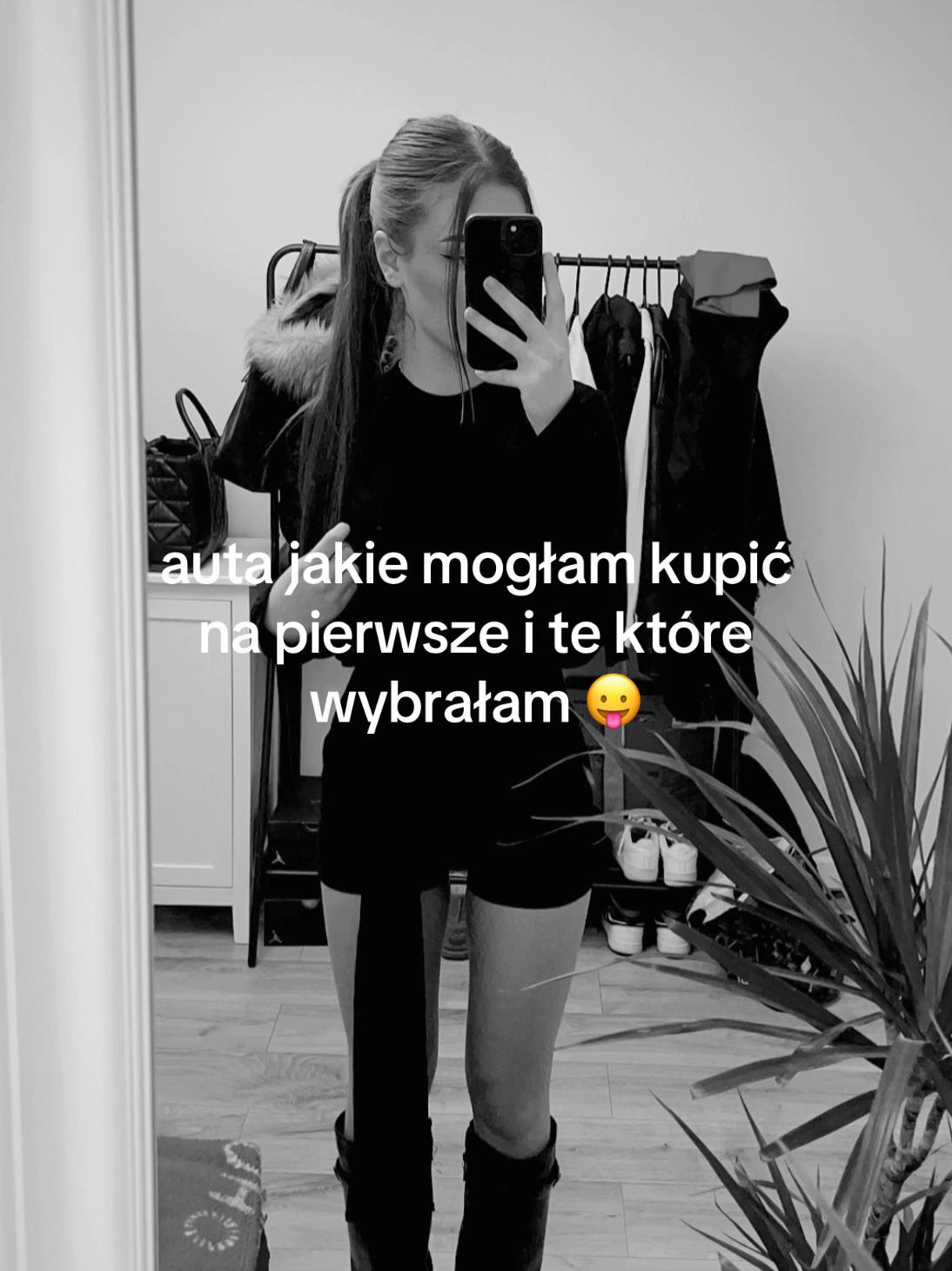 @niki🙈