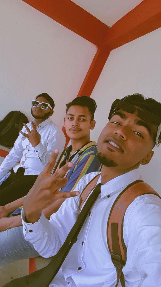 @🇧🇩 R A H I 🇶🇦