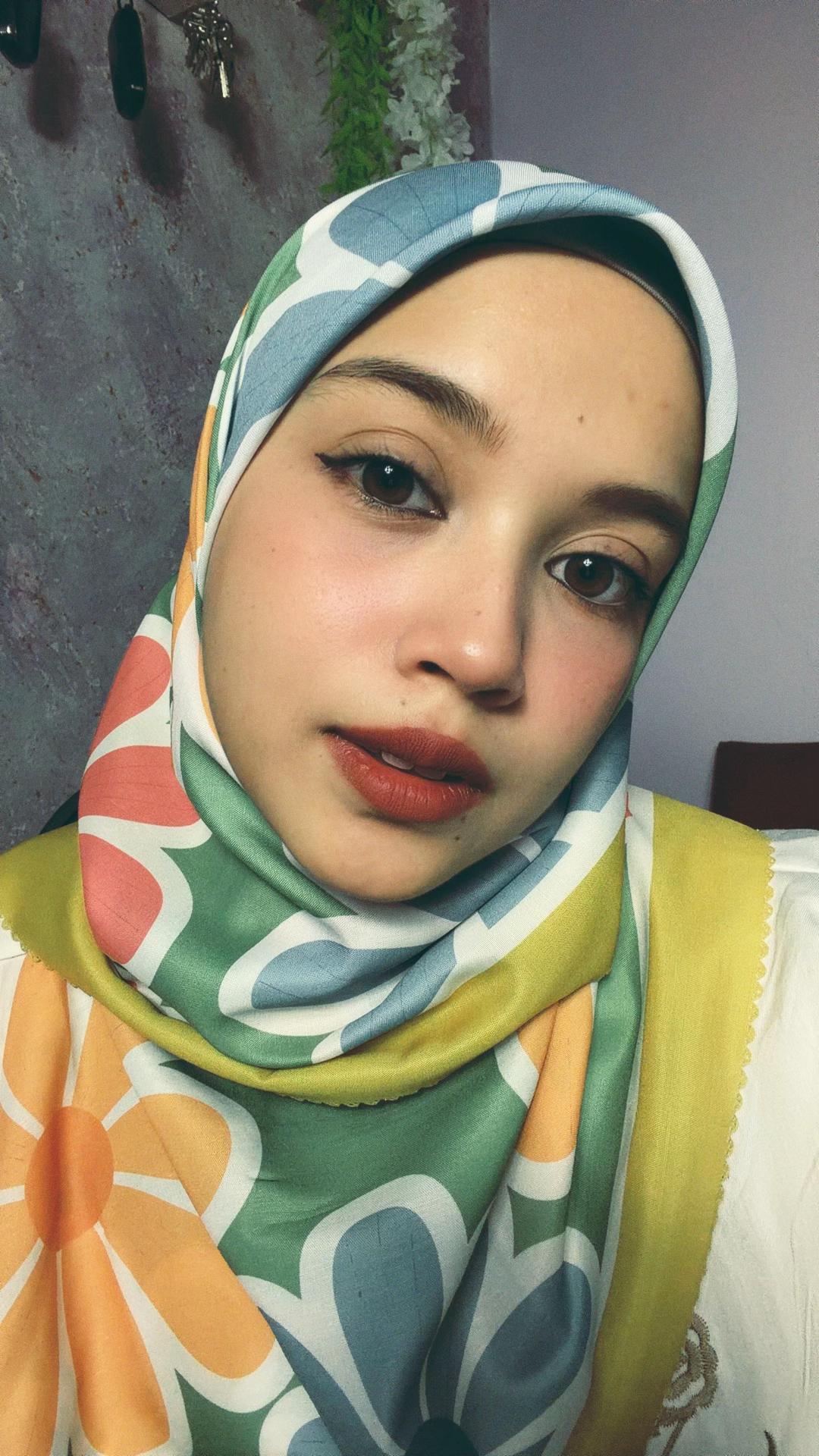 @Arzinaahmad