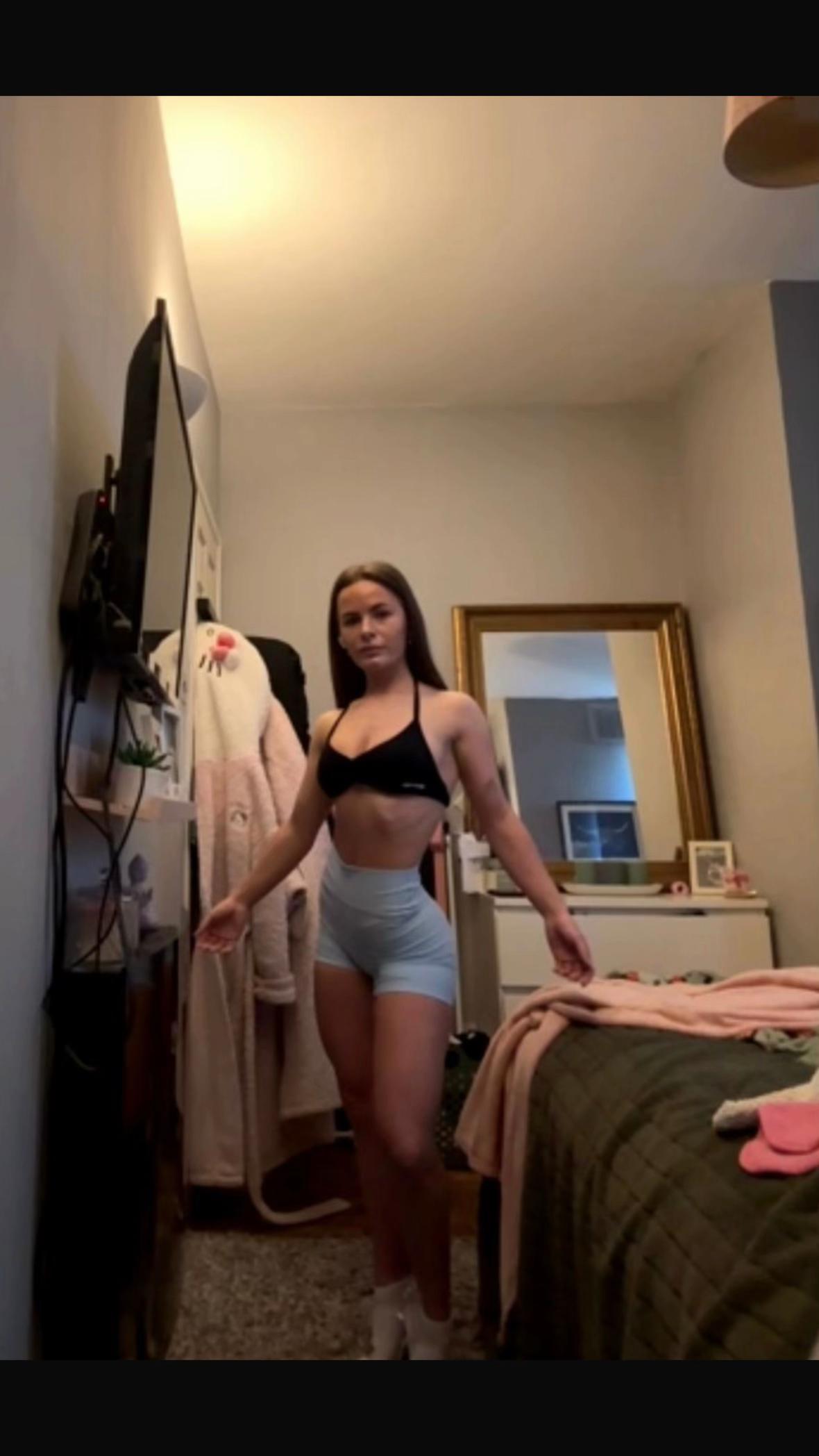 @AngelLyons|PT|FitModel