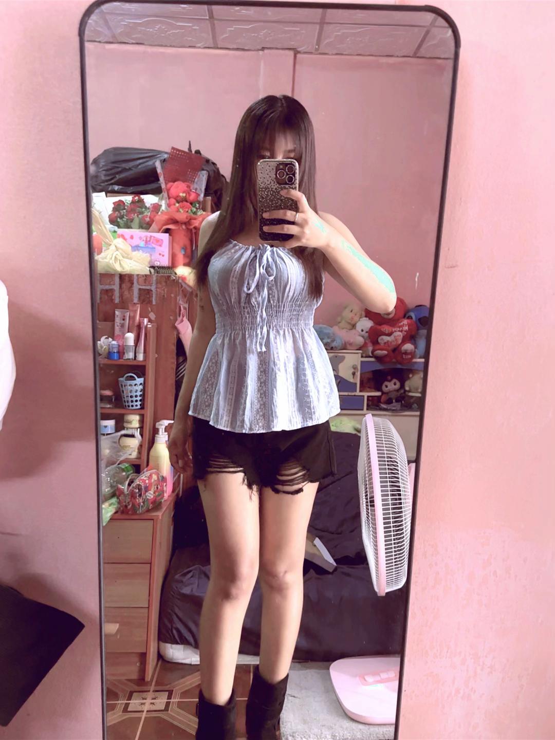 @Chompoo