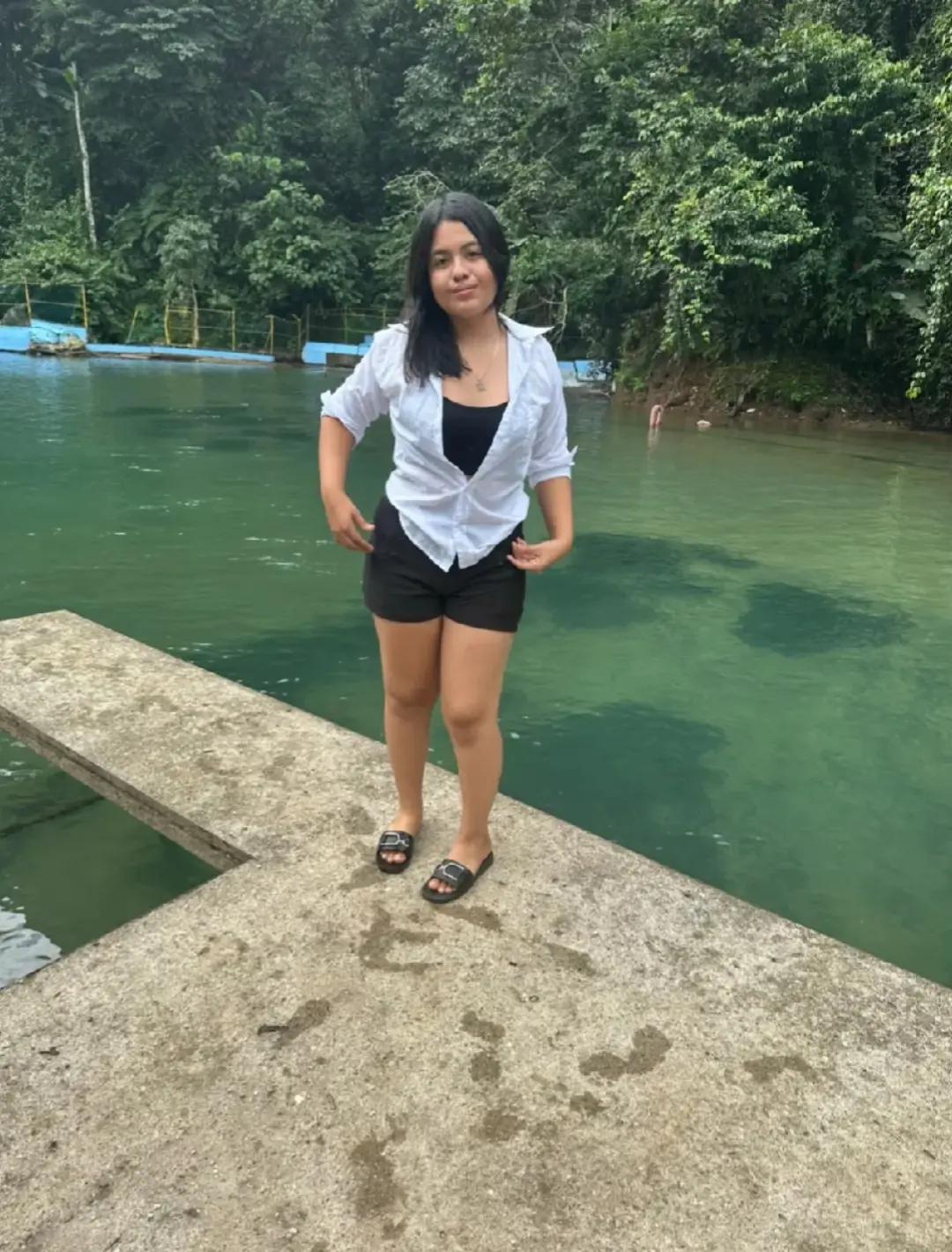 @Qu&eacute; mando gente