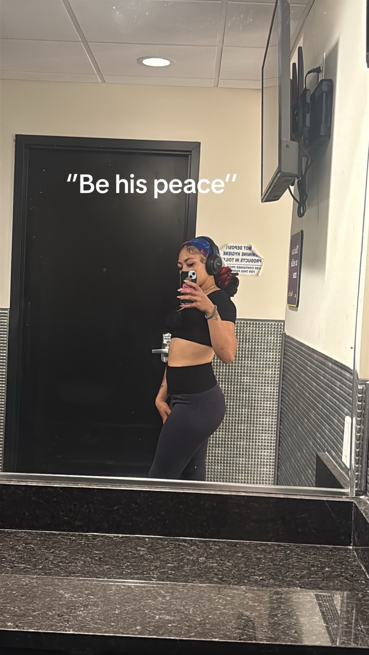 @GlossyAaaaa