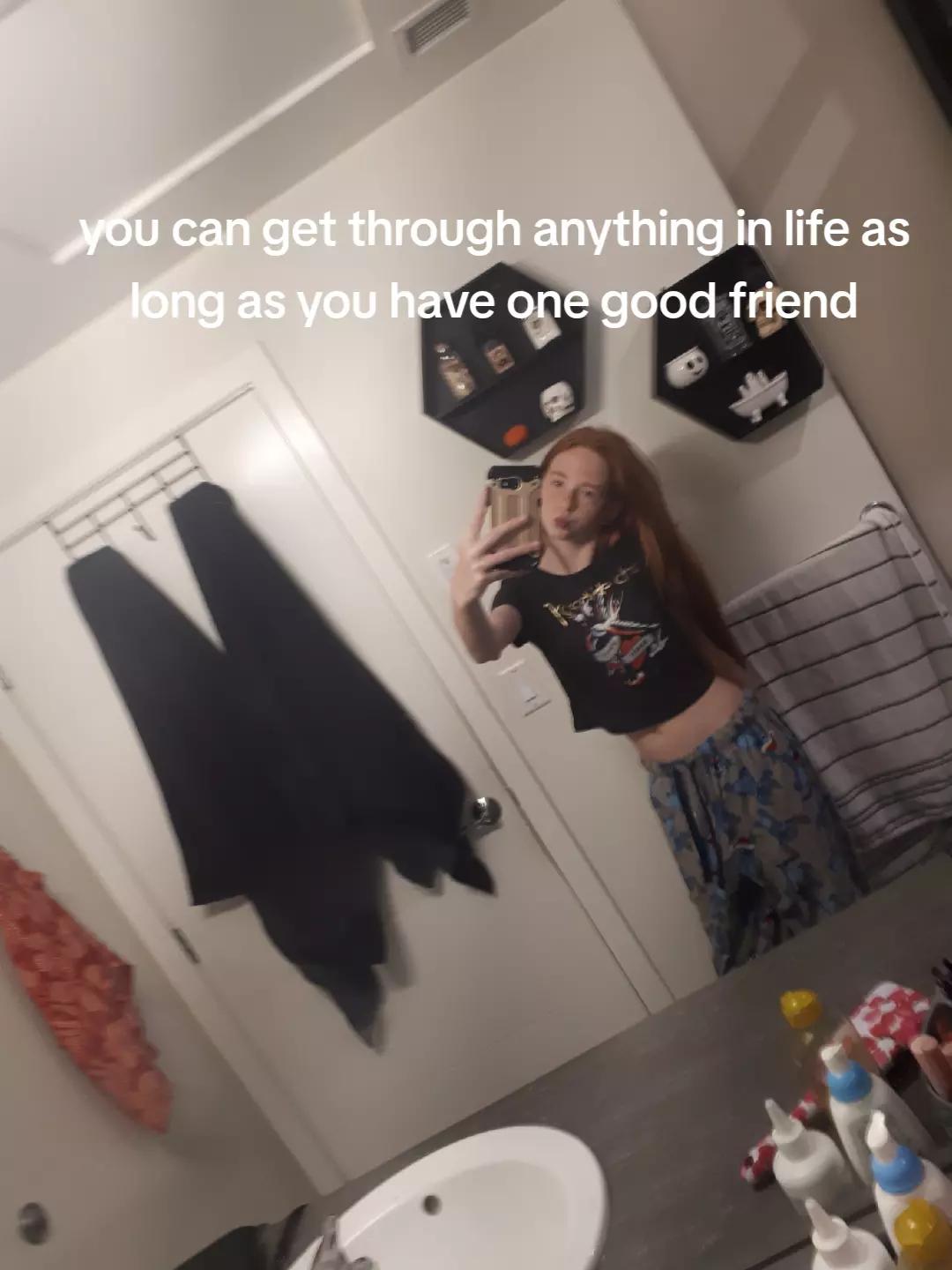 @ITS~NOT~YOUR~GIRL~ASHLEIGH