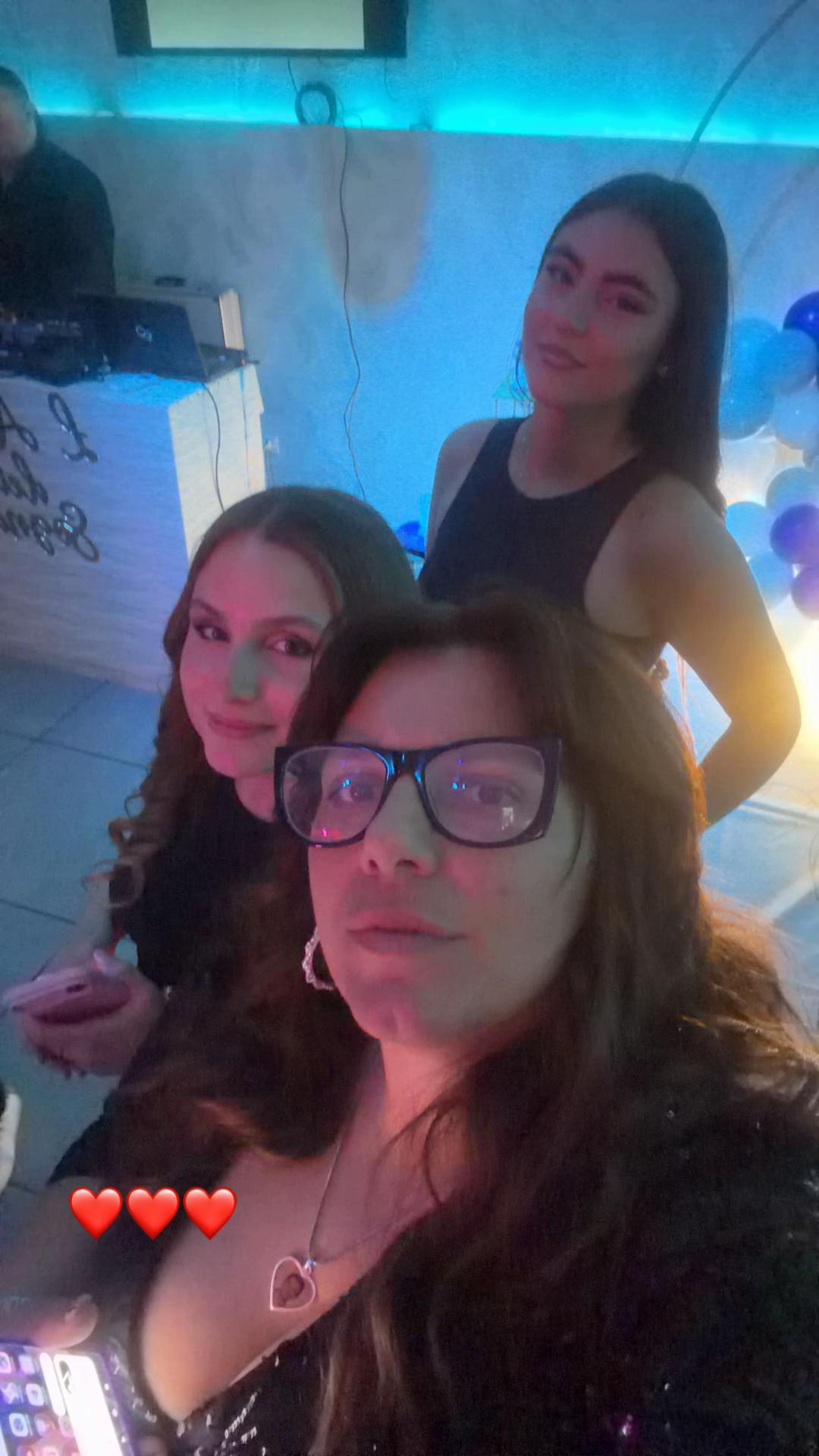 @AnnaAdolfoSasyTony viamo❤️