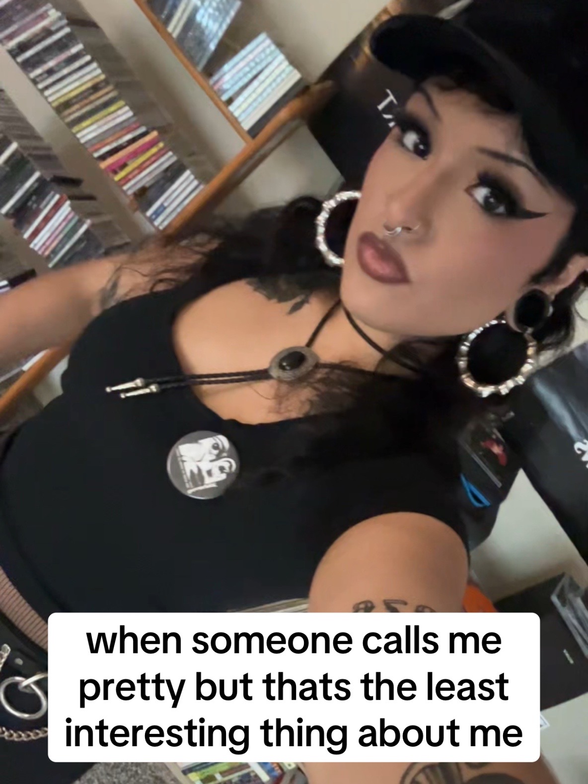 @viennay ☠︎︎