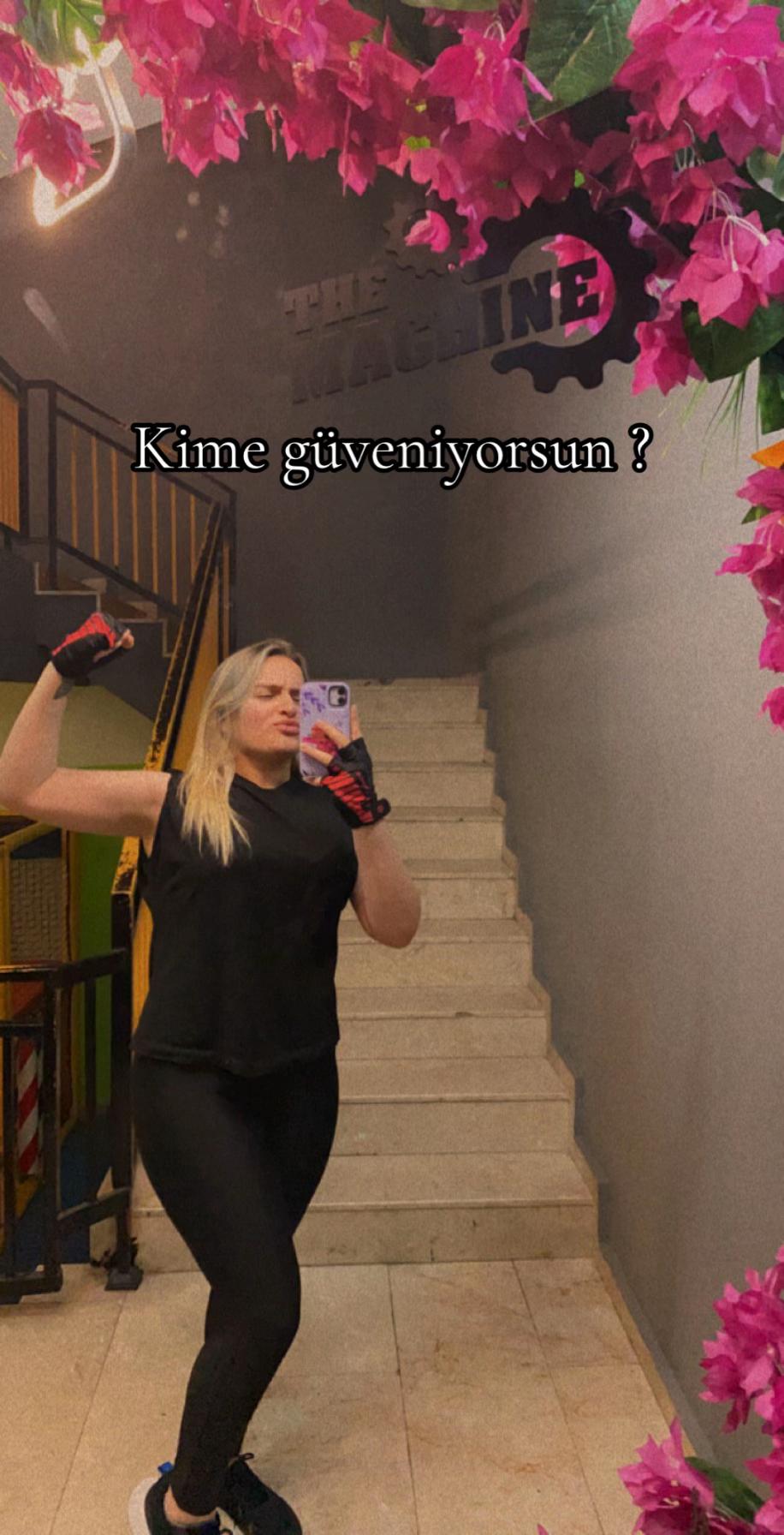 @Simge Ben