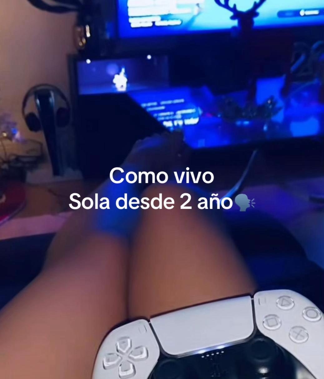 @Reina official