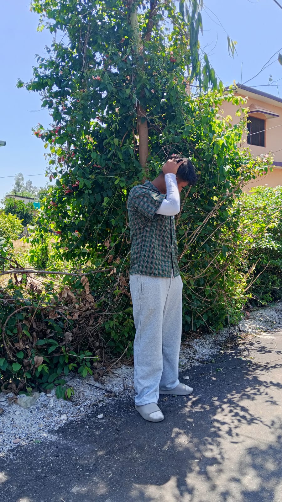 @S,û,s,h,ä,ñ,t,,🤐