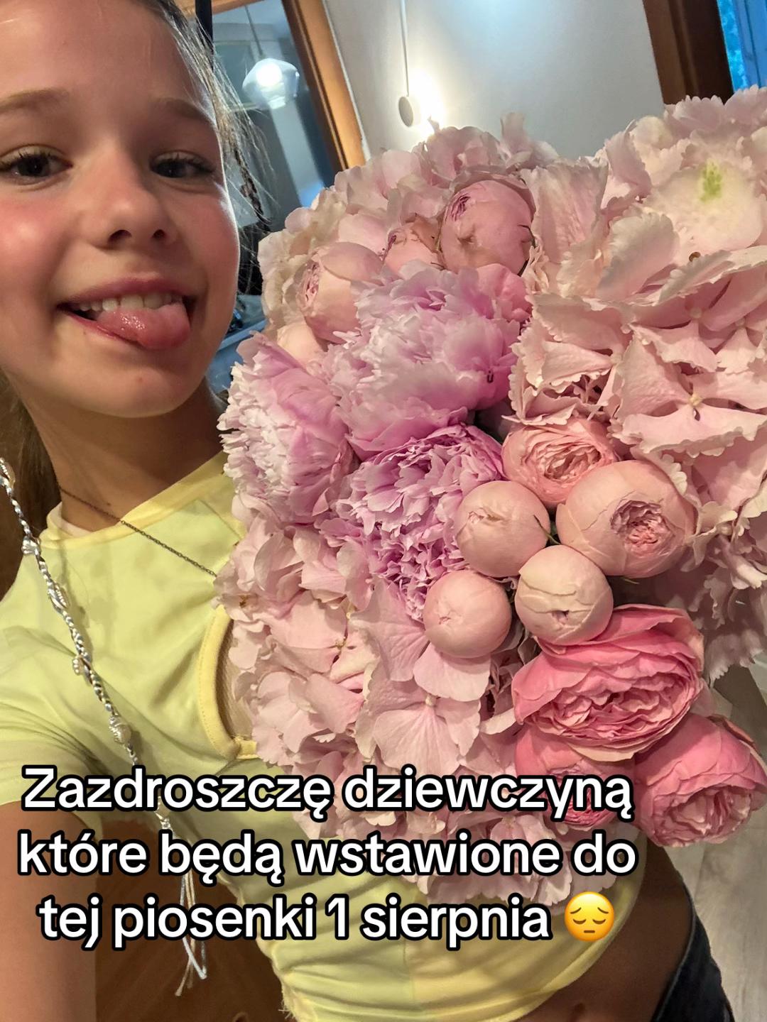 @Wiczka_206