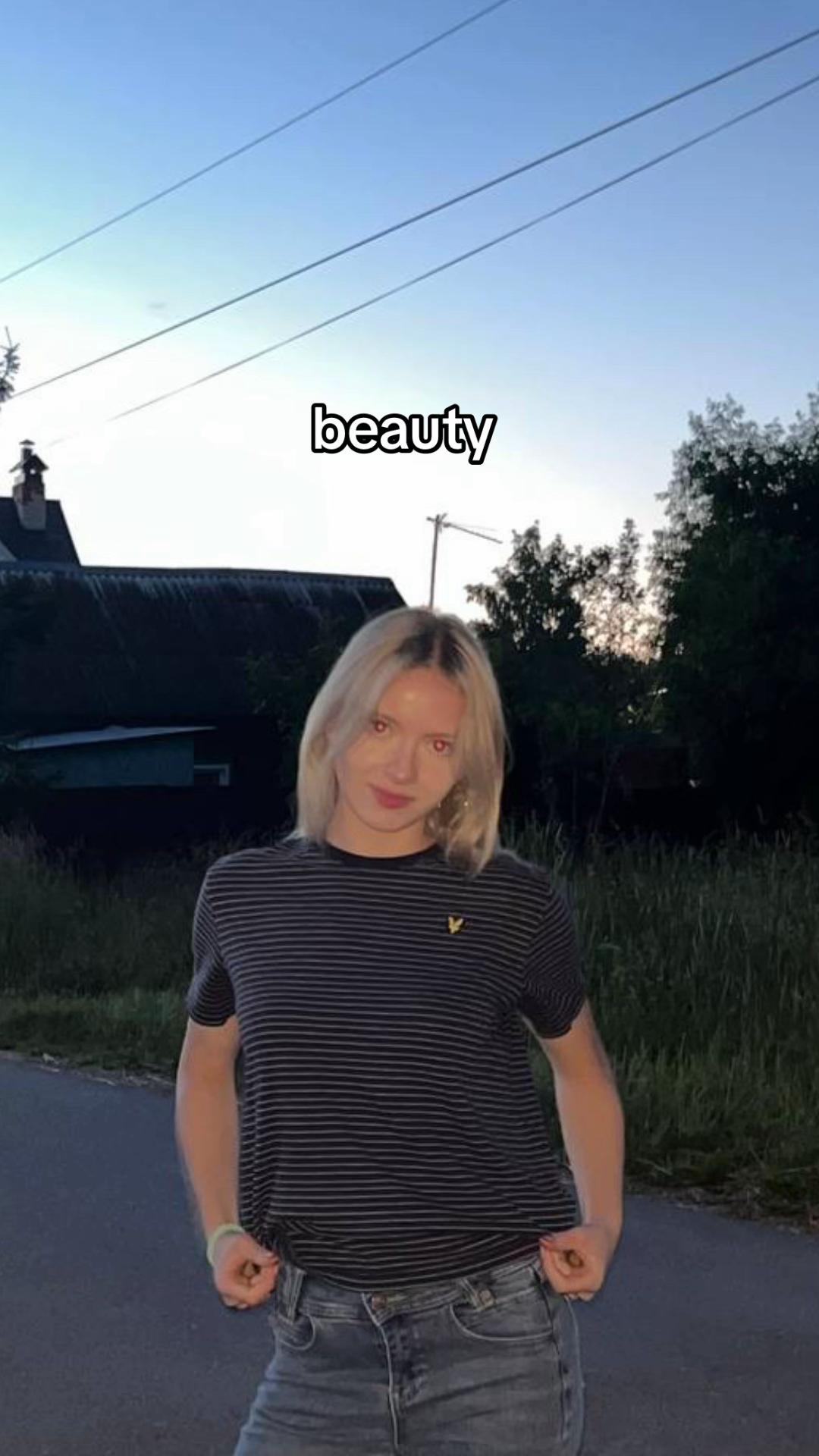 @Алинка🐰