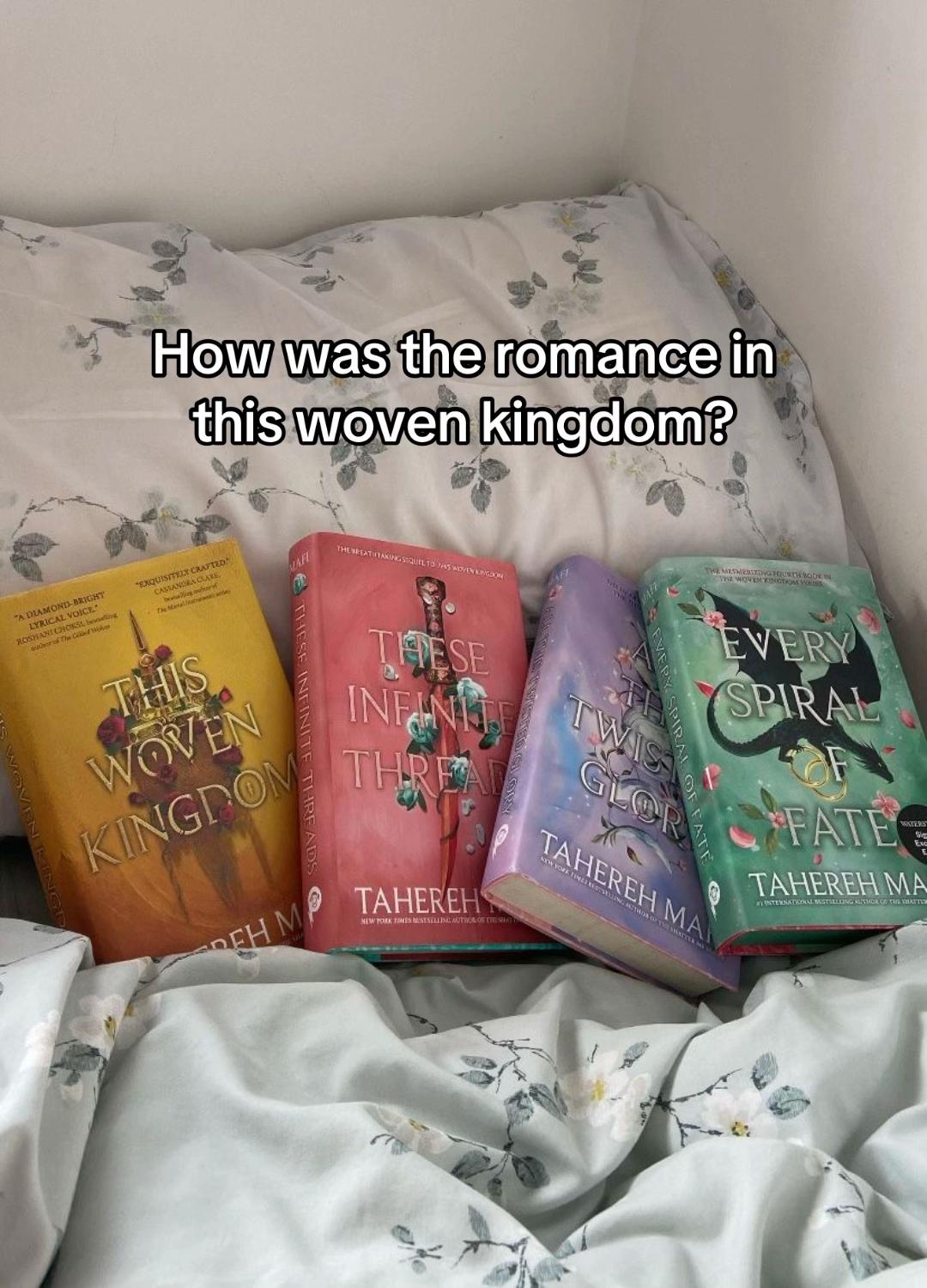 @Bookslover 𓂀📚🥀
