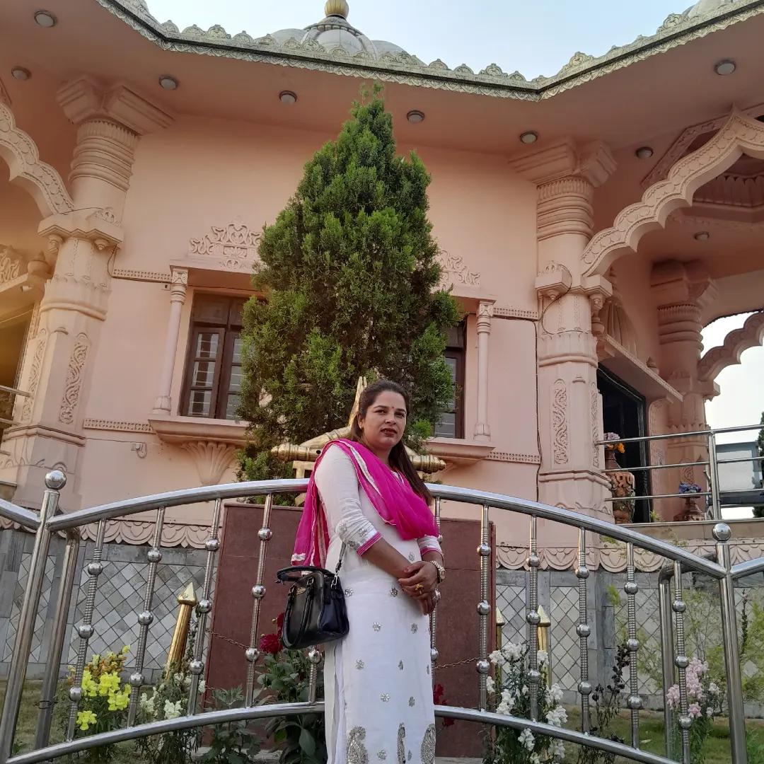@मिरा शिबाकोटि