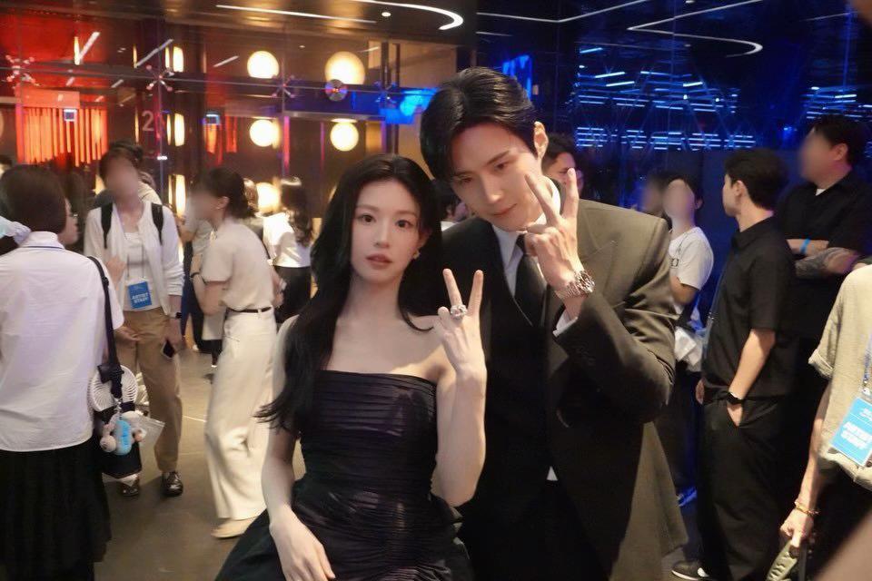 @๐๐ก๐๐๐ฉต