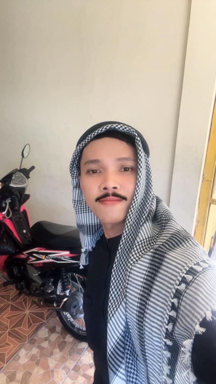 @Lathofy