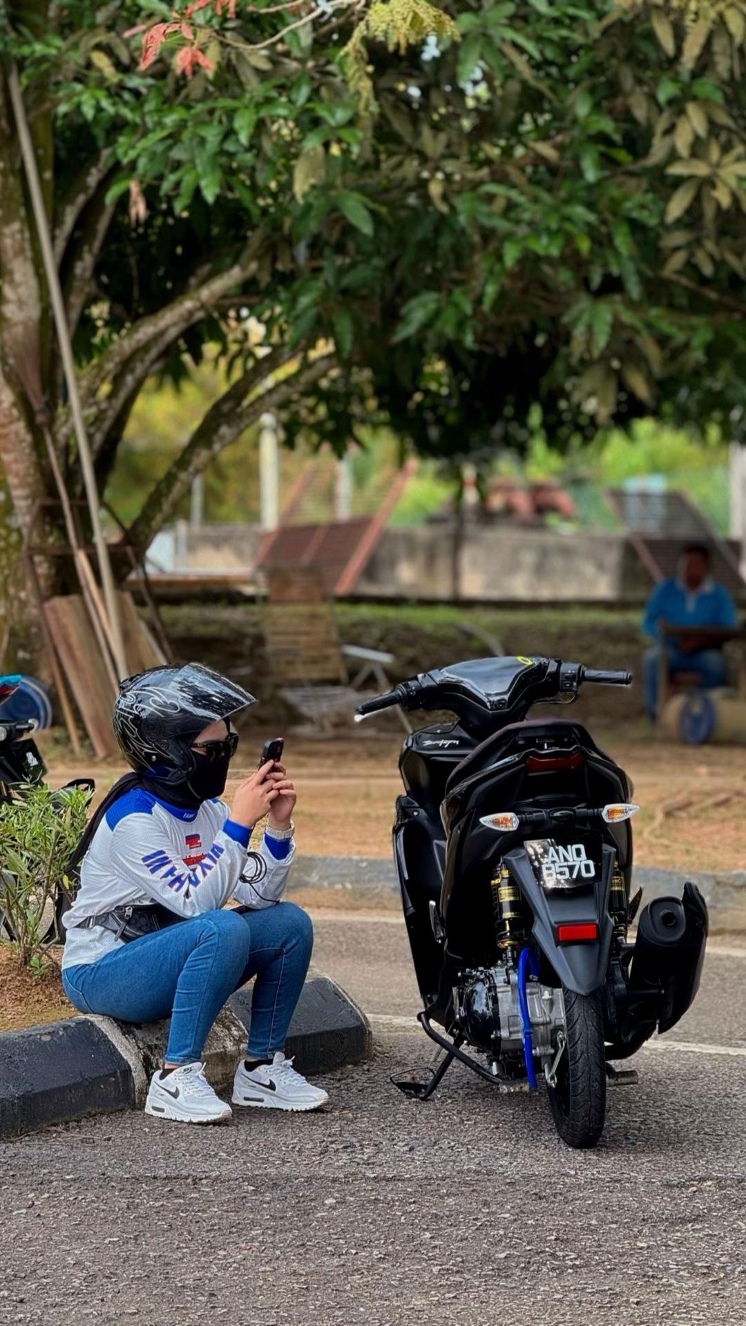 @Syazaaa