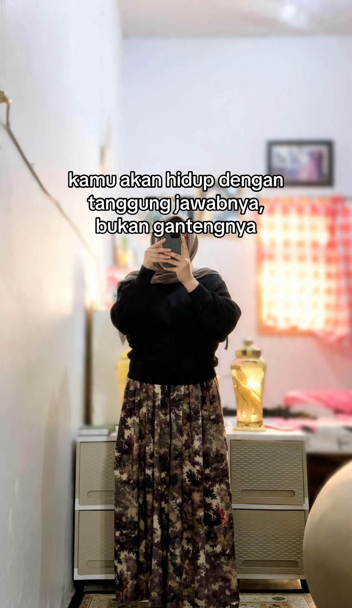 @Nitaa니타
