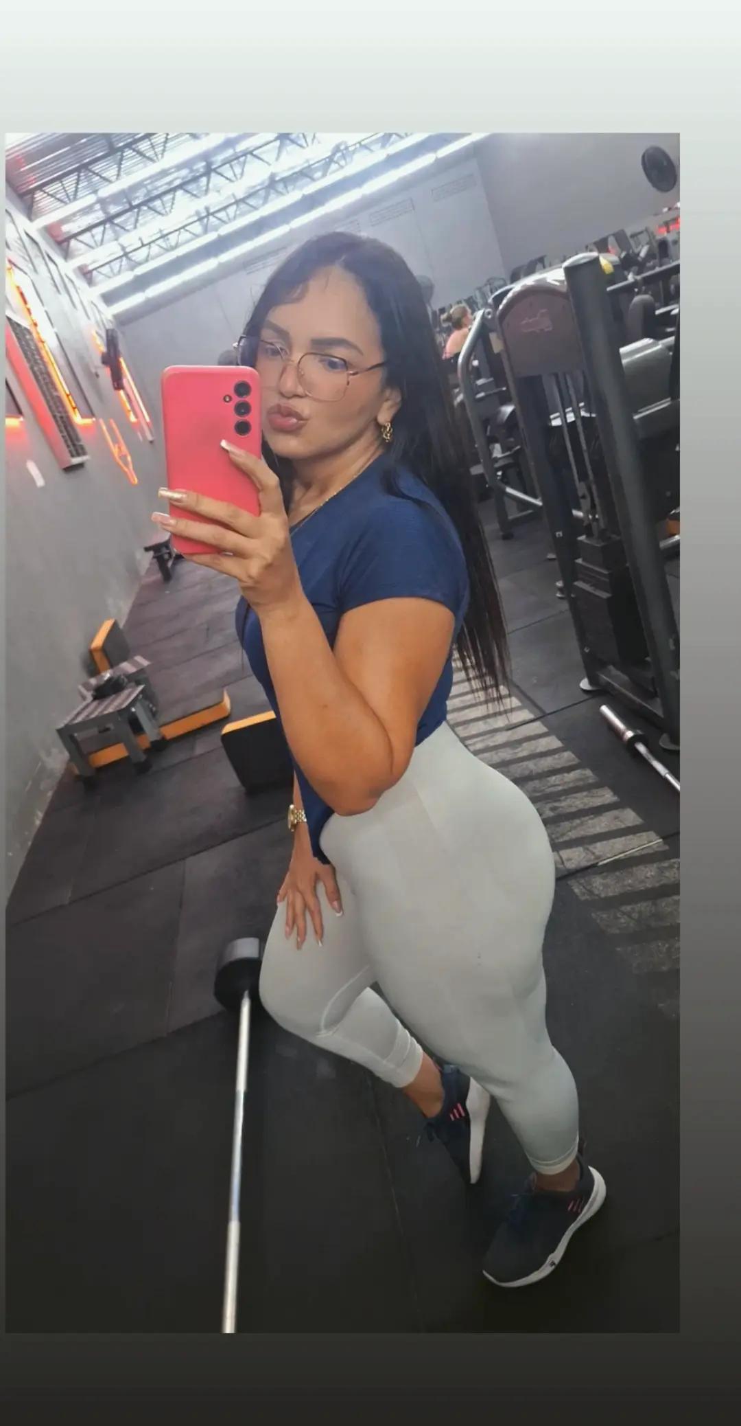 @SimoneSantos24