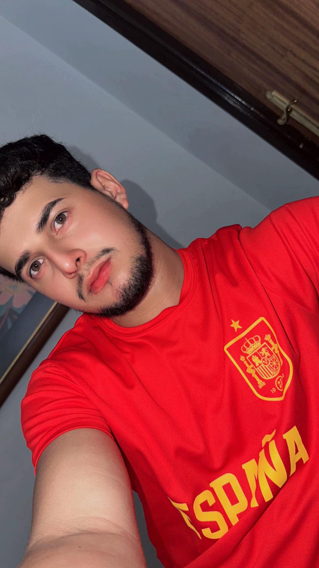 @❤️💙 Leám Raudez