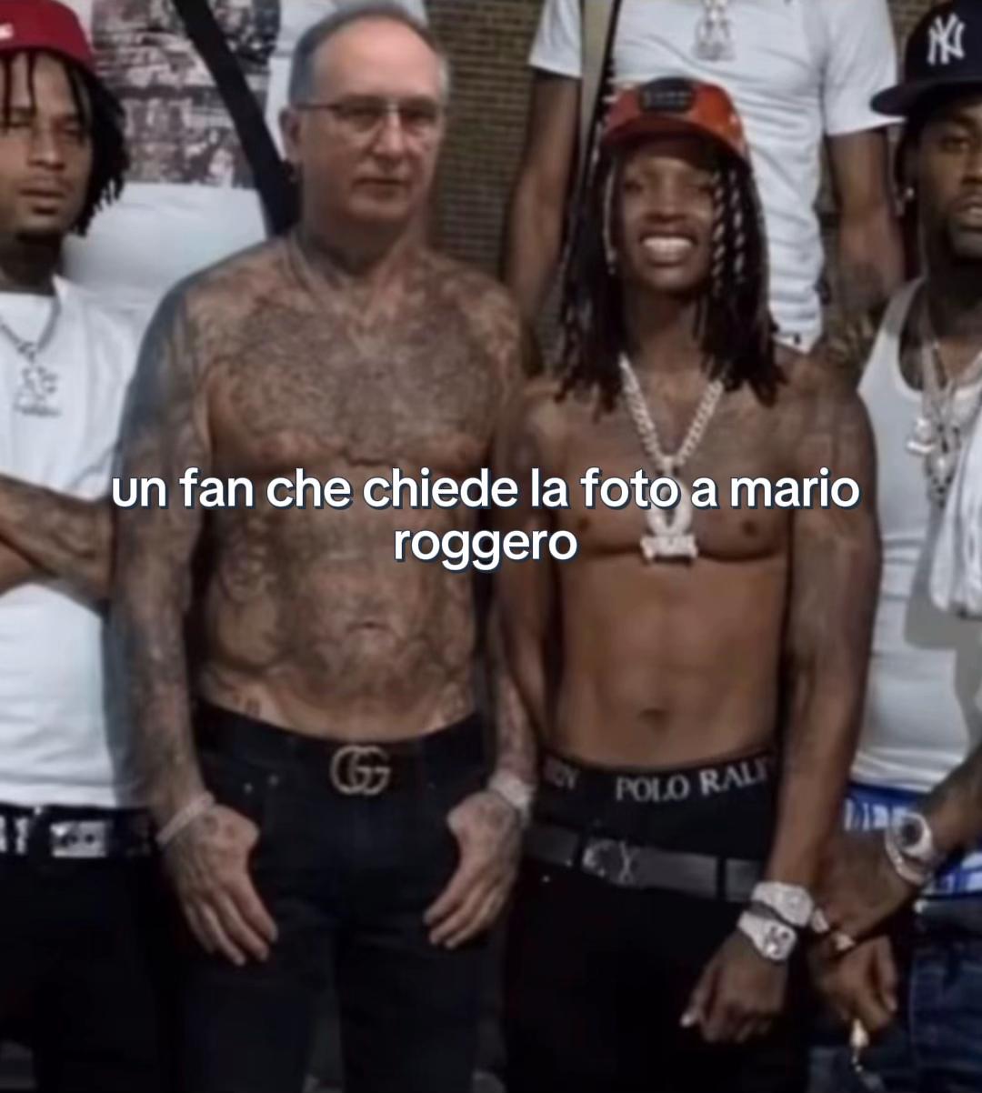 @uomopallaa
