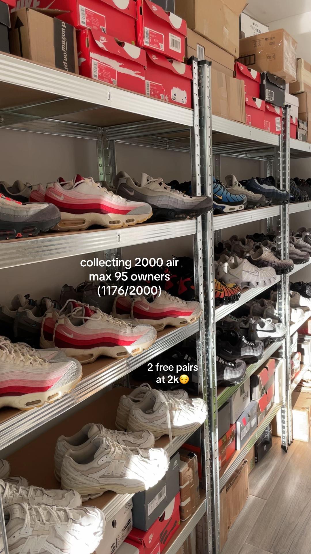 @atom👟