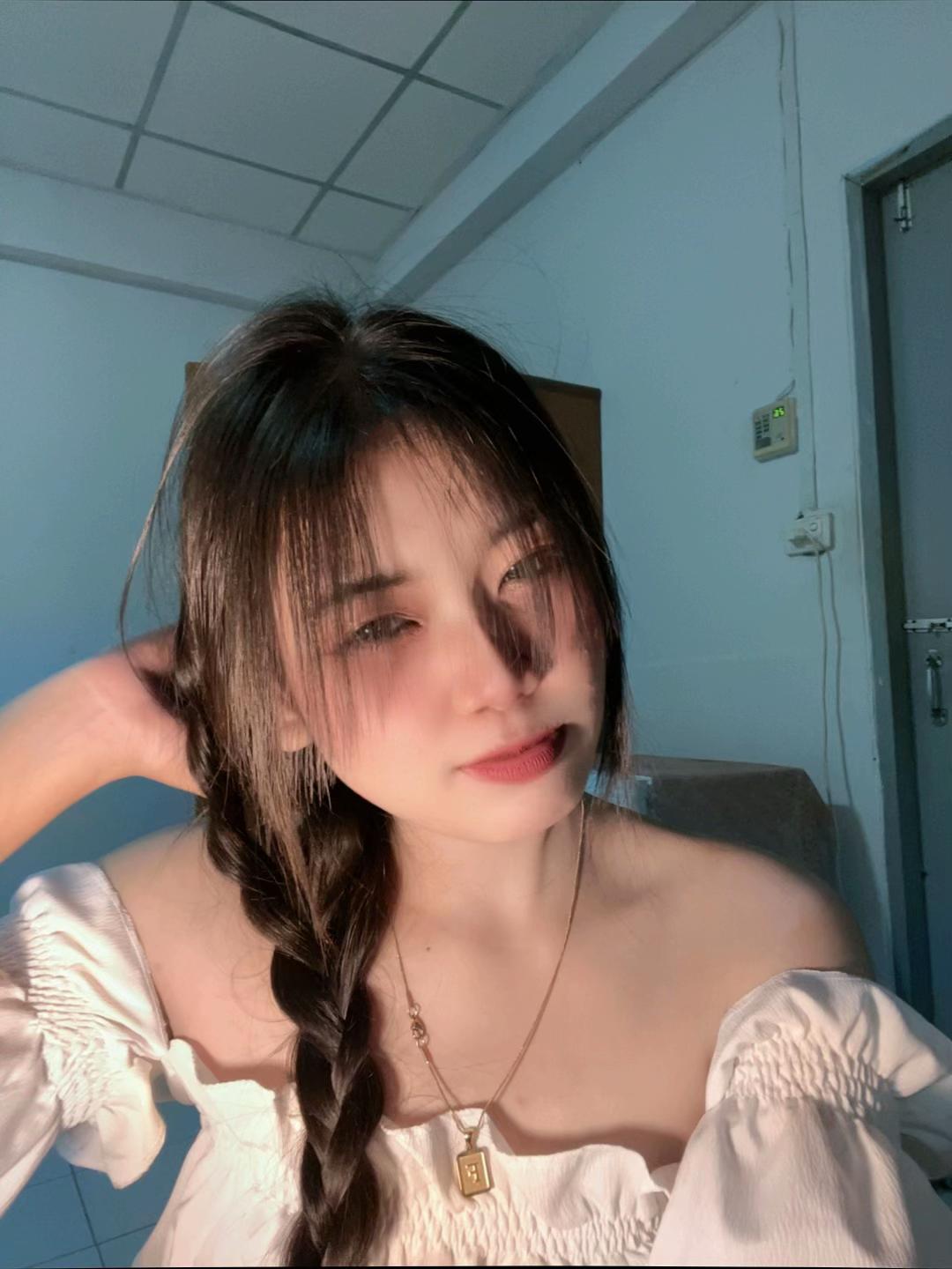 @𝐟𝐨𝐧𝐠 ᶠᵒⁿᵍ