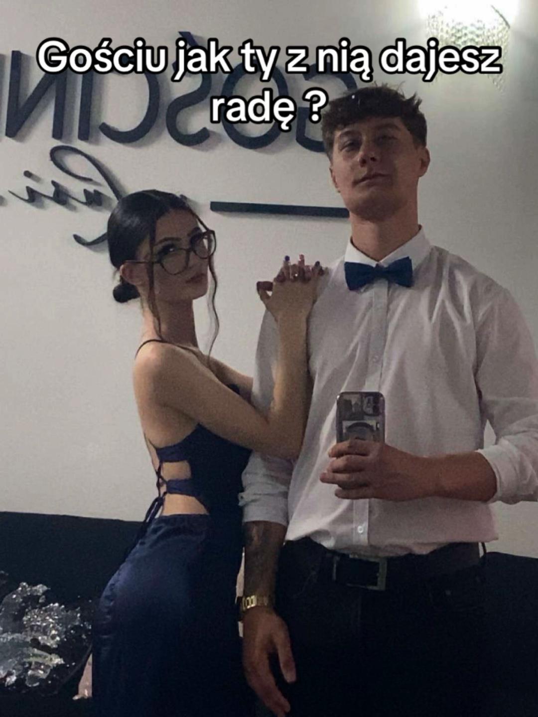 @⬛🟧