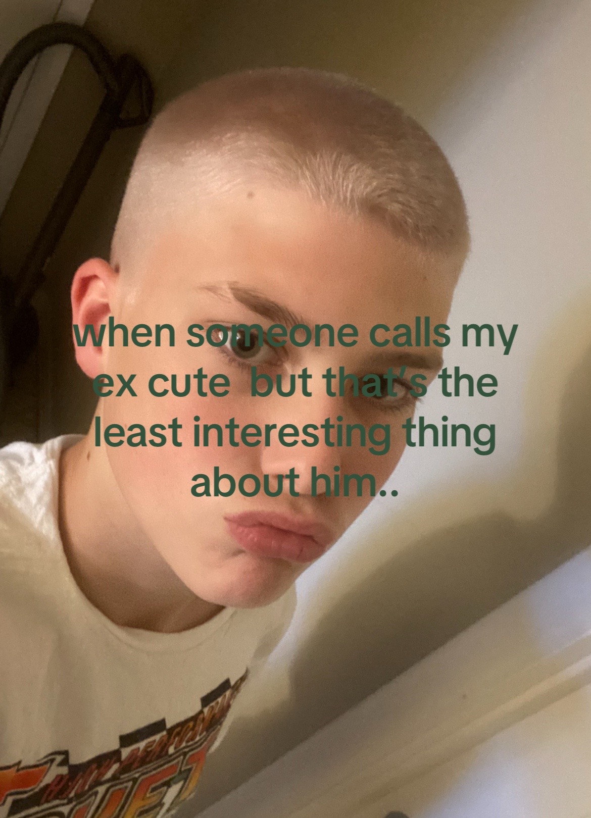 @⛤