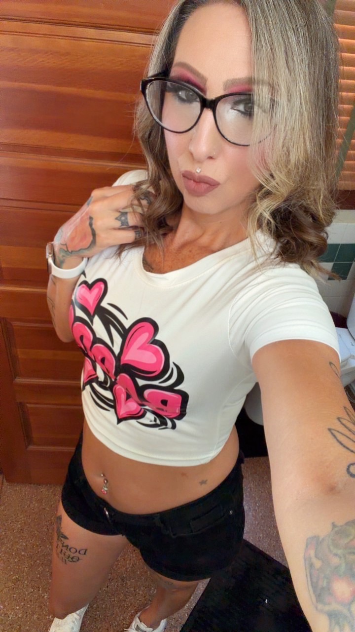 @BreaBrea💕💋🍒LayLow 🙏
