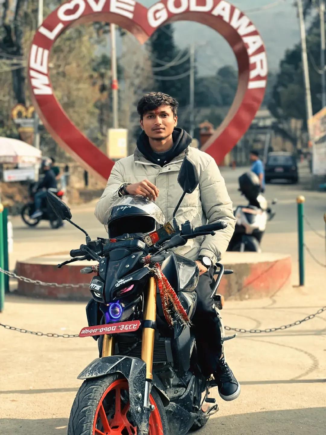 @Royal🦅Sarkar⚡️👀