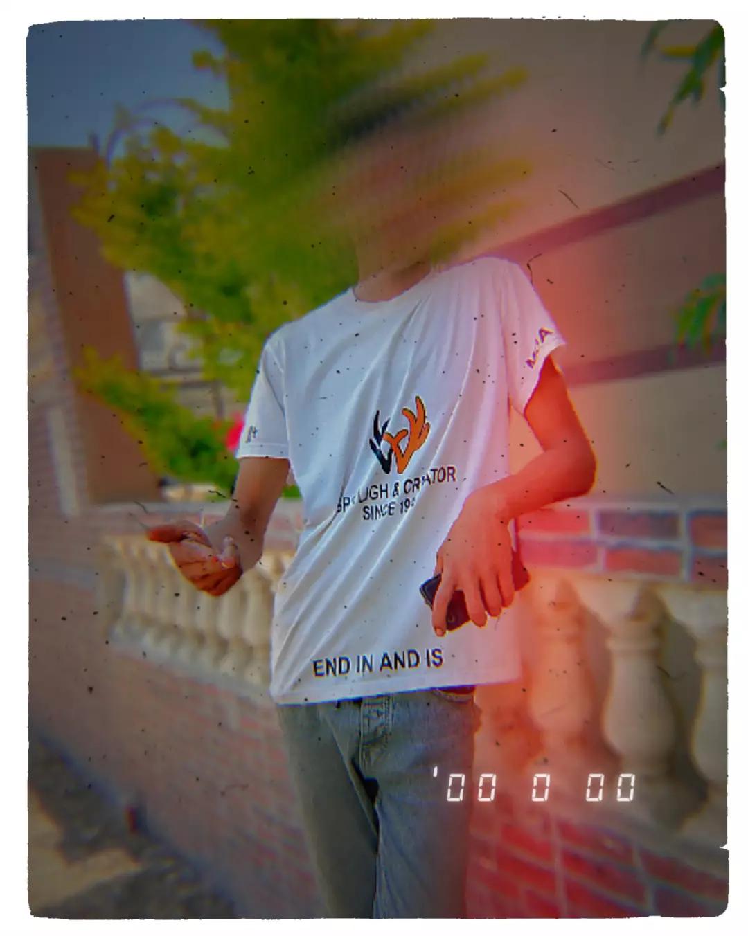 @️