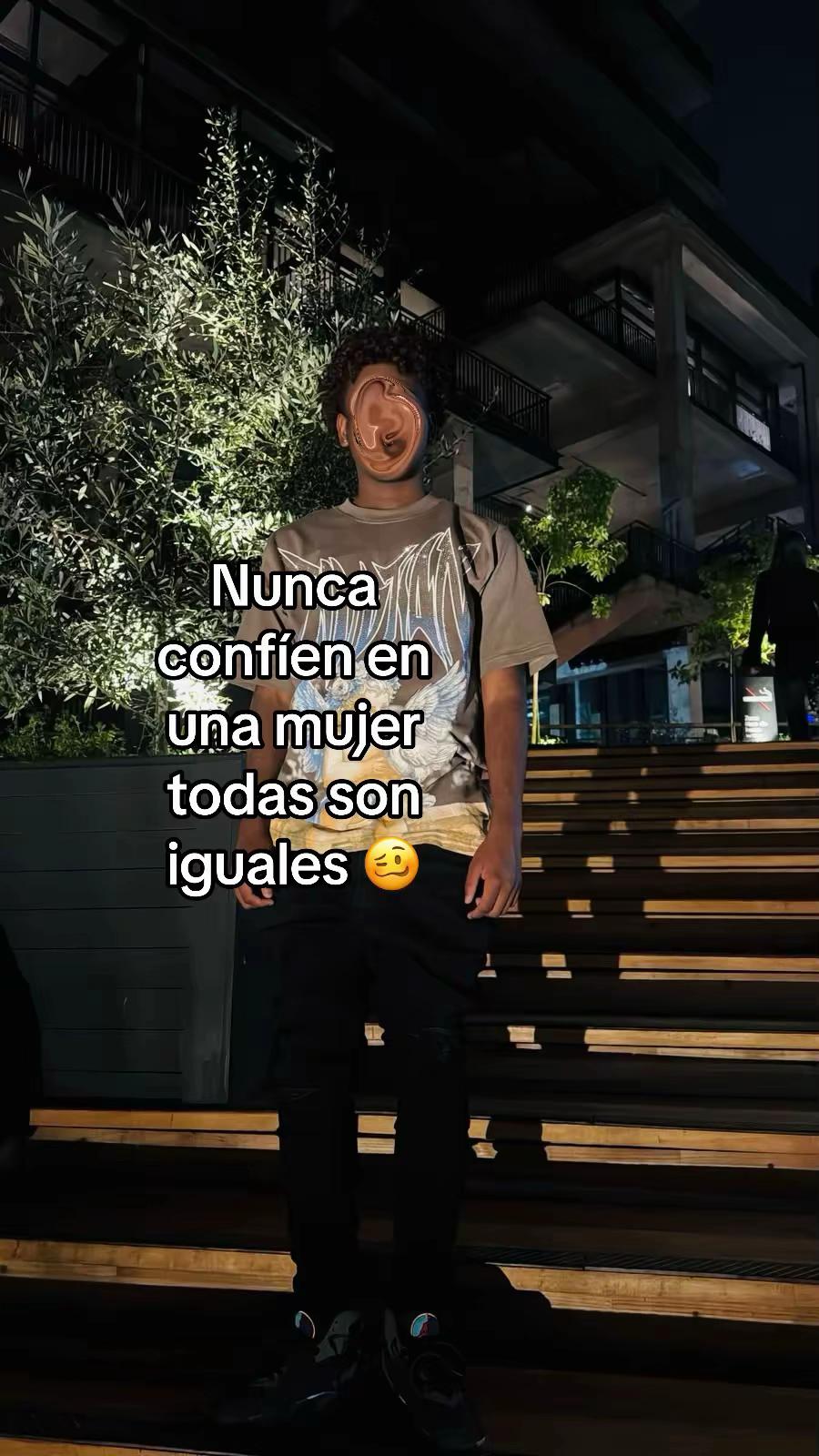 @Smokkey🦗