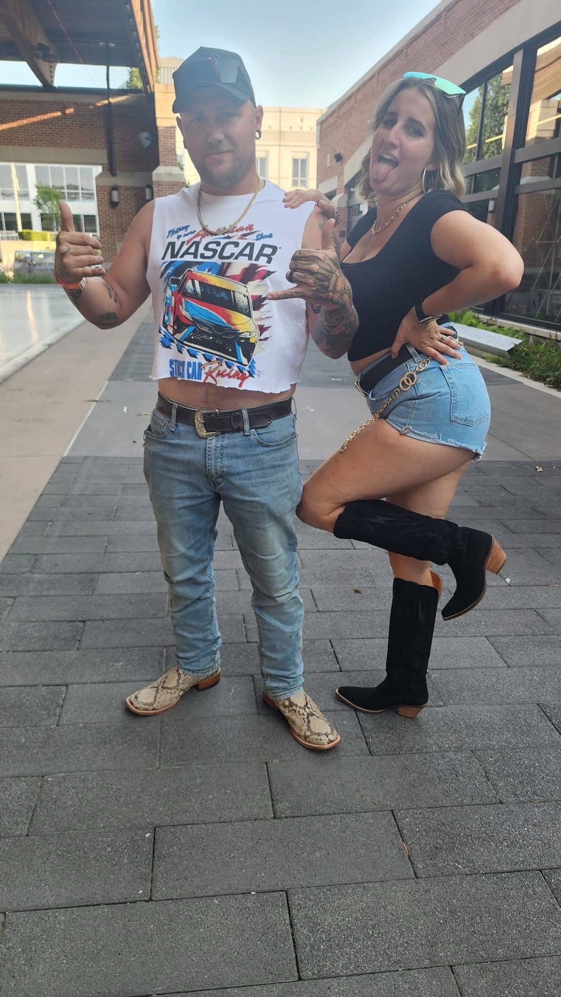 @AJ Glinos 🦅🇺🇸