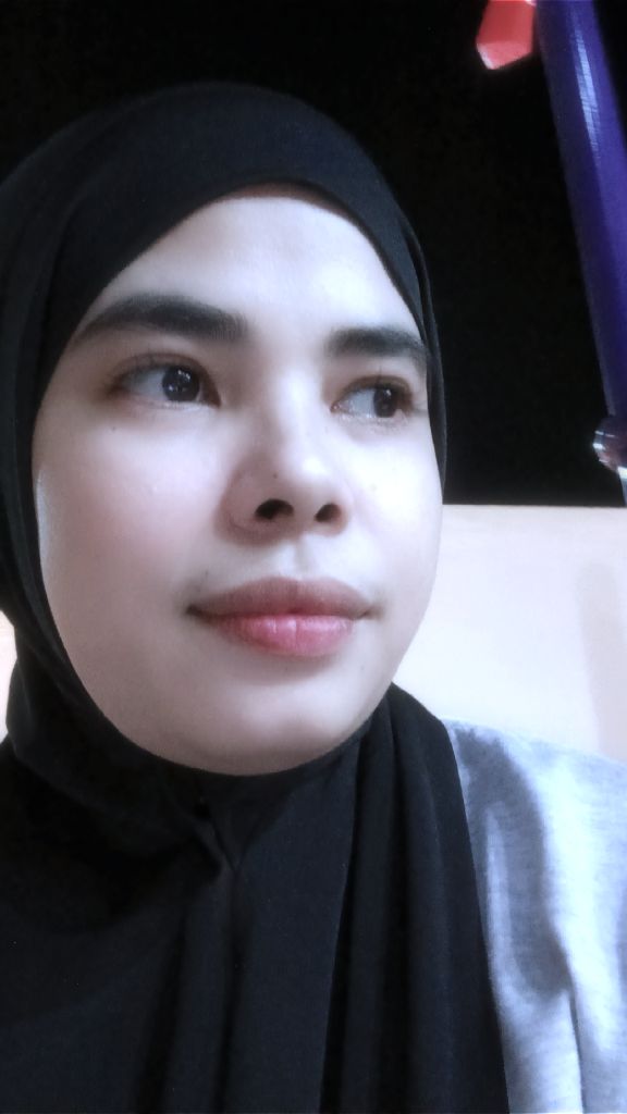 @The Queen *of black*🗝️🖤