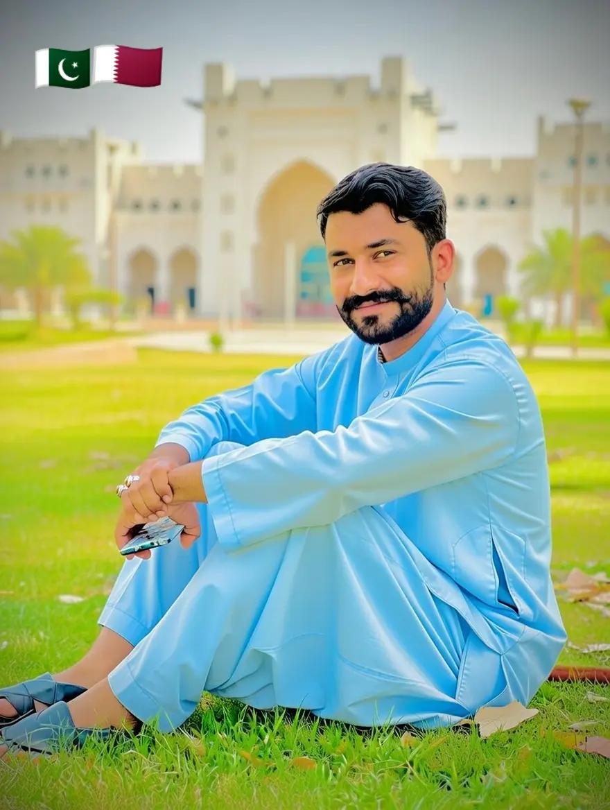 @Muzammil SarDar 🇶🇦 🇵🇰