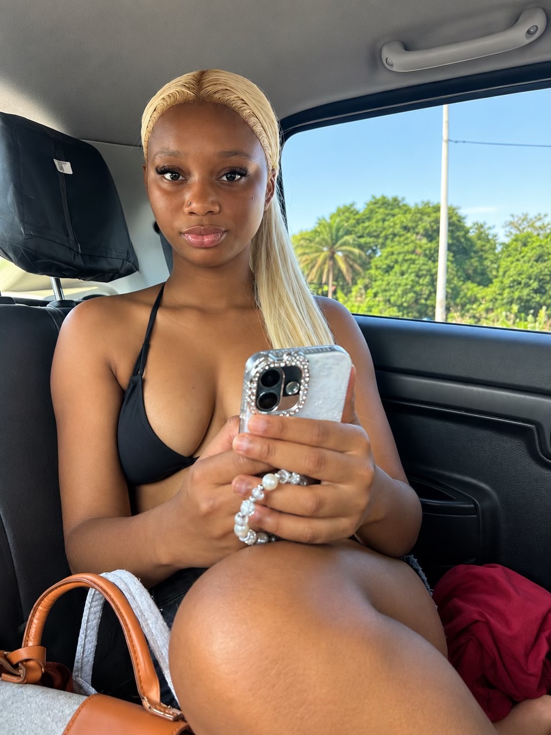 @Leyla🫦🐆