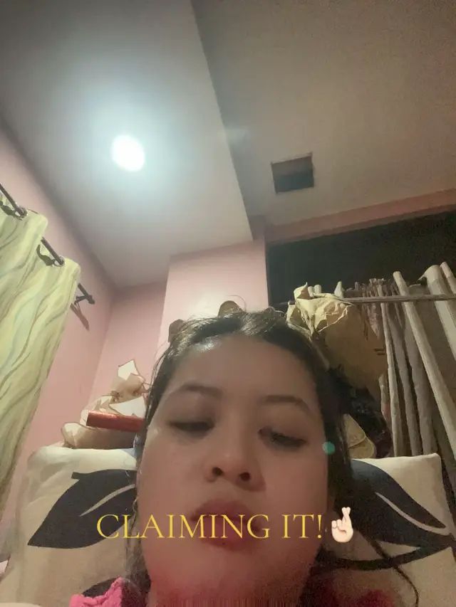 @Rheaally
