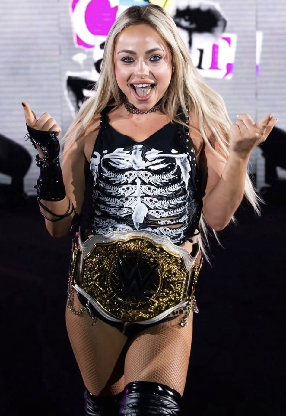@LIV MORGAN LOVE