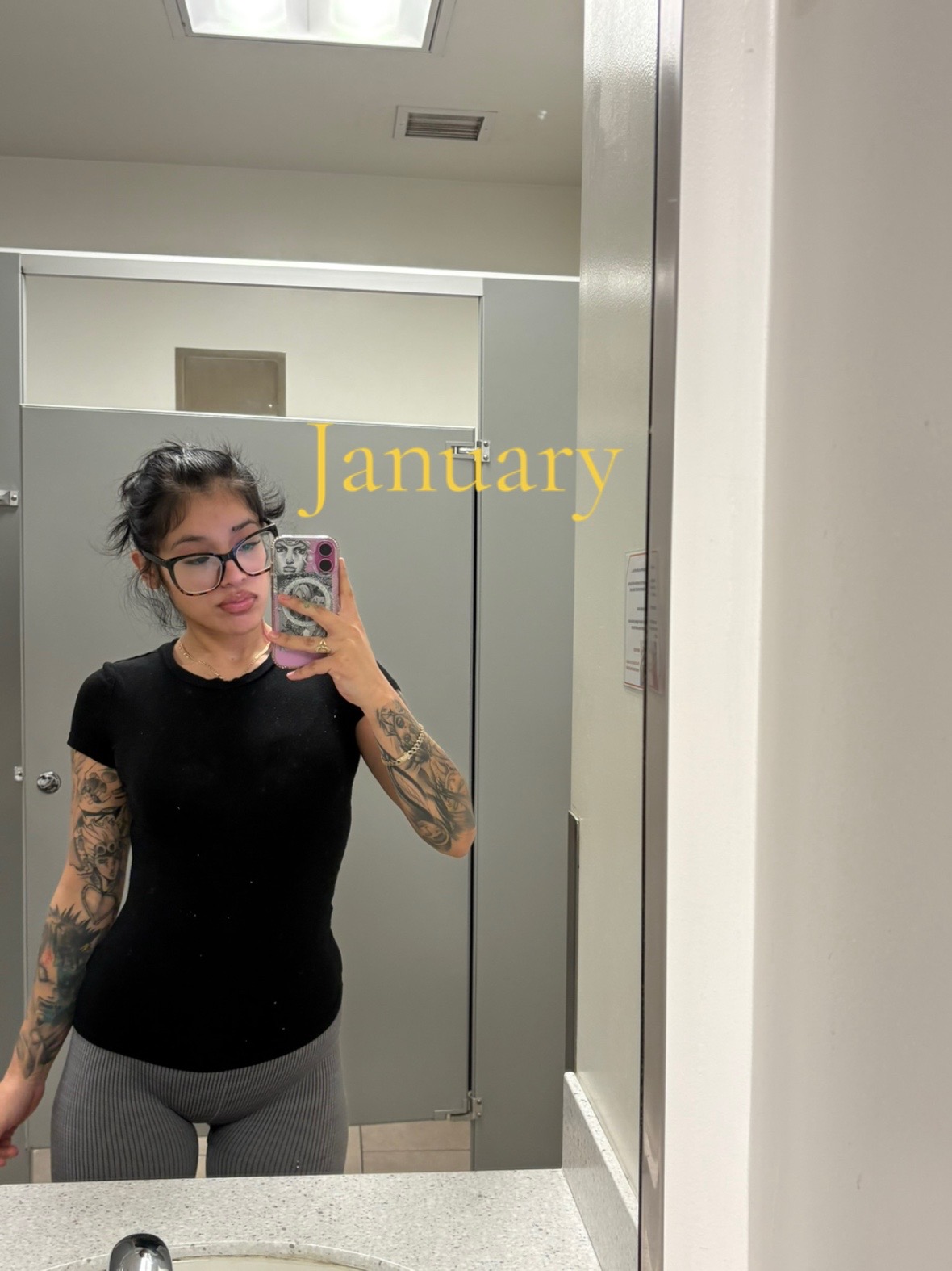 @theemexicandoll