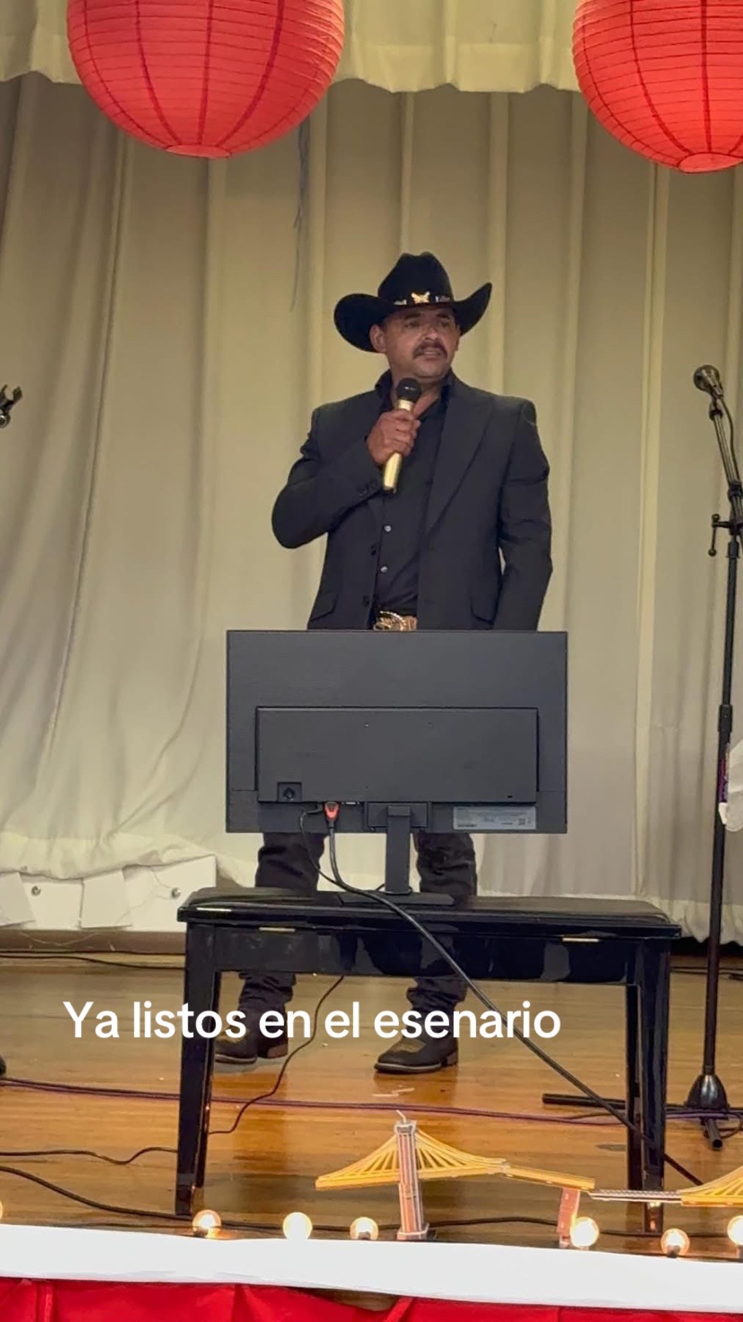 @Rafael cruz
