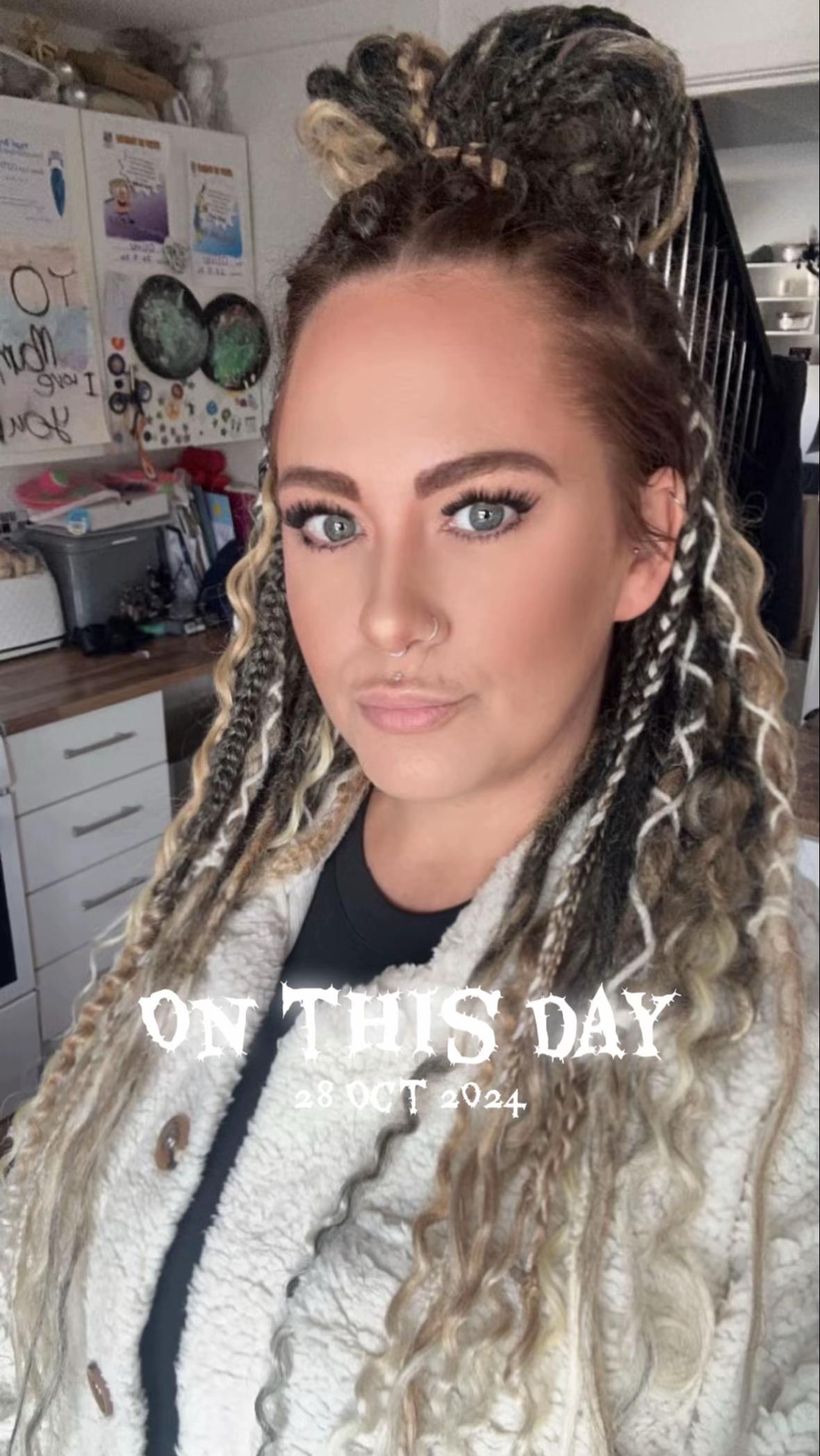 @💕LouiseBackup💕