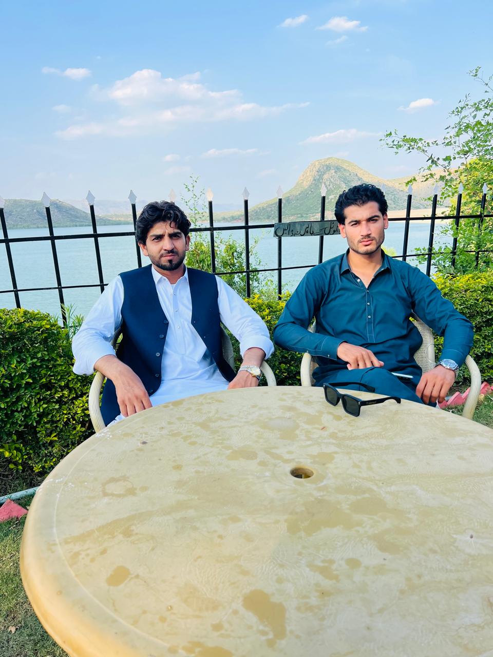 @WaQaR Khattak