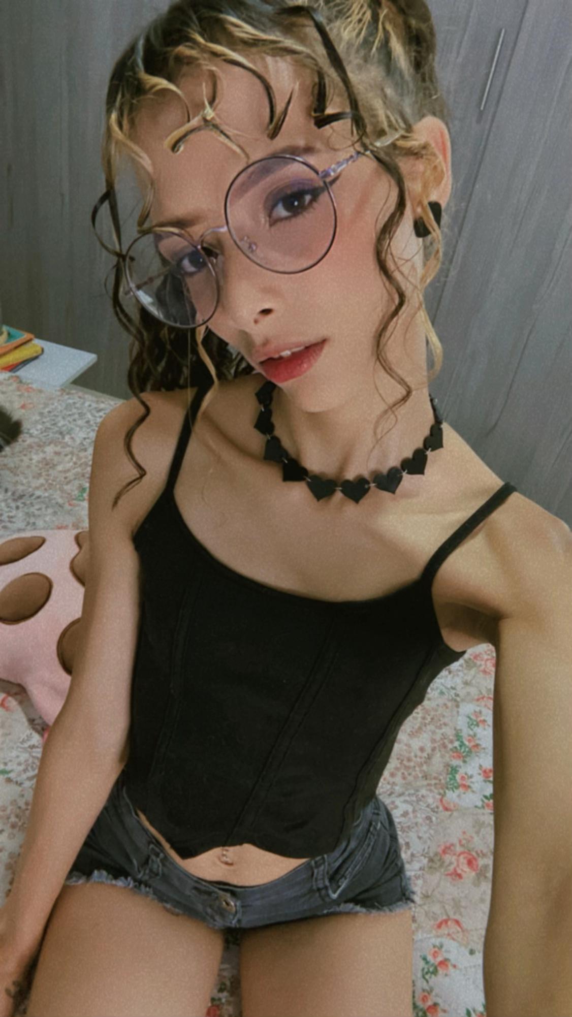 @By_lunademiel