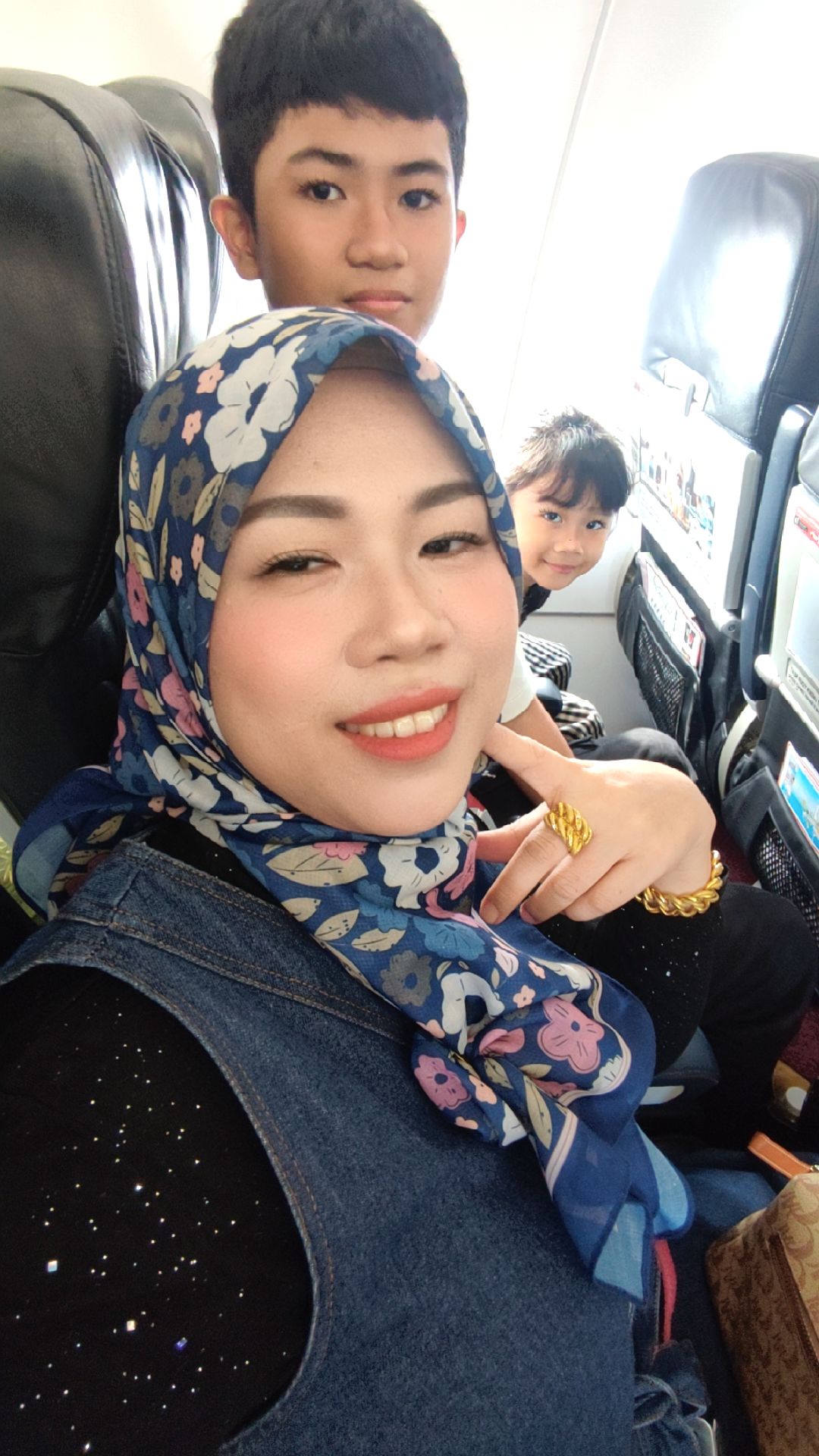 @Fiqah Zone