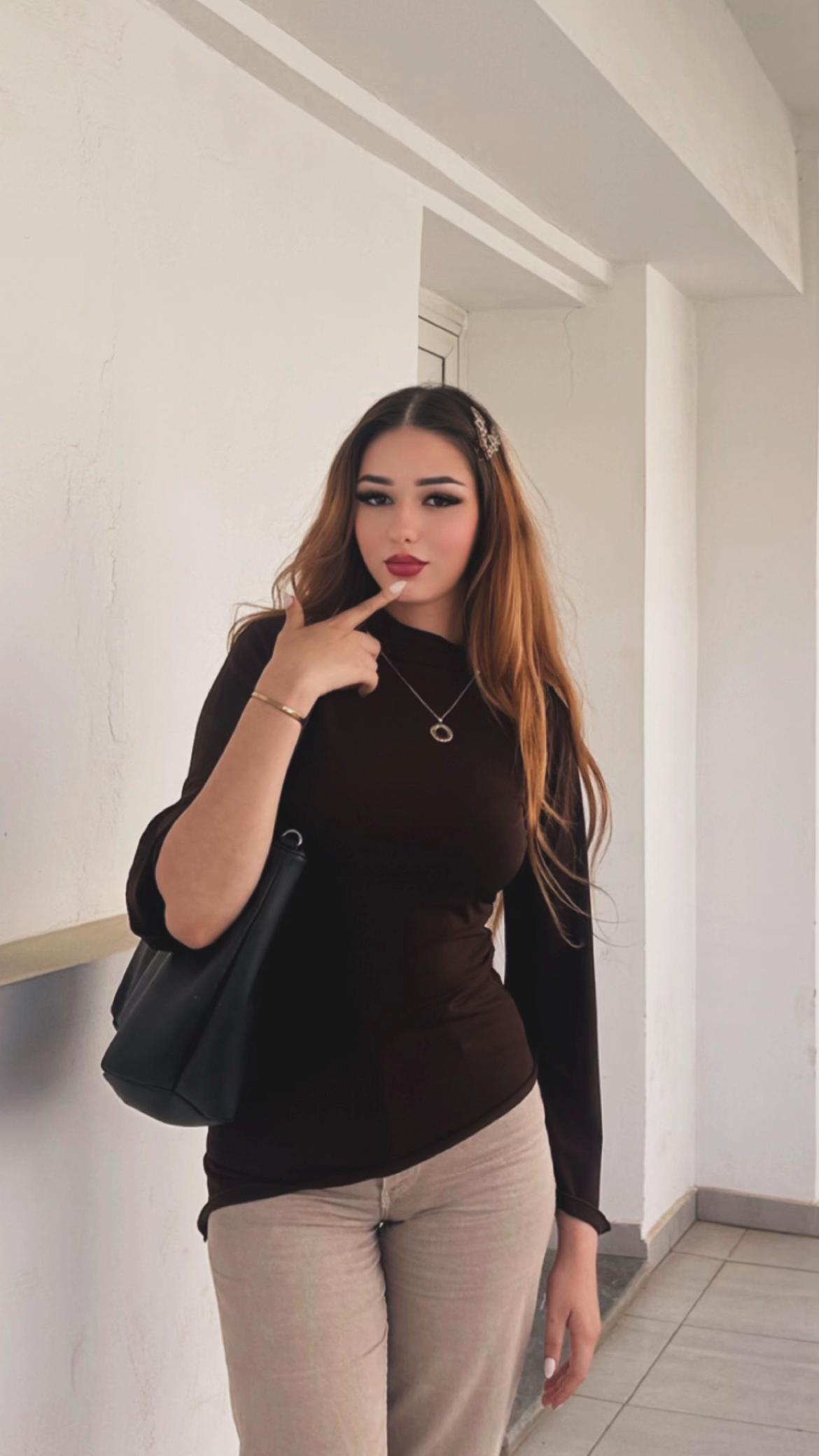 @b_loooonda