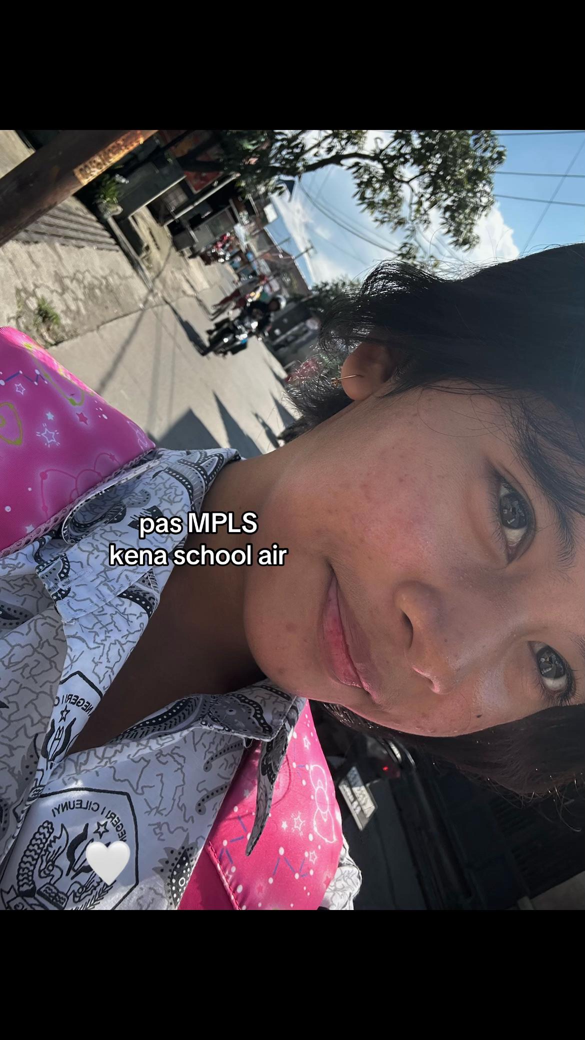 @Dheaalmaira