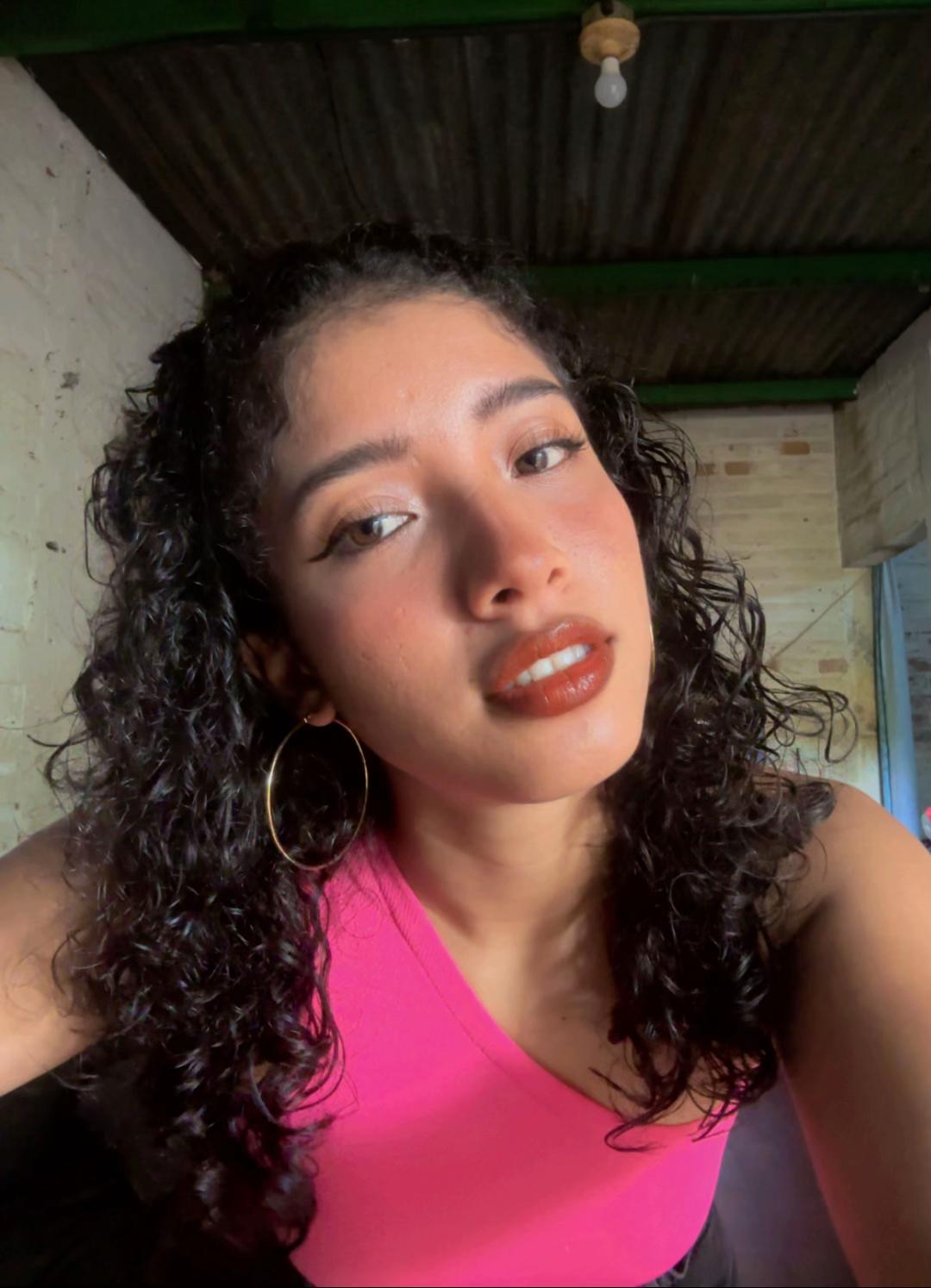 @Faby🇸🇻