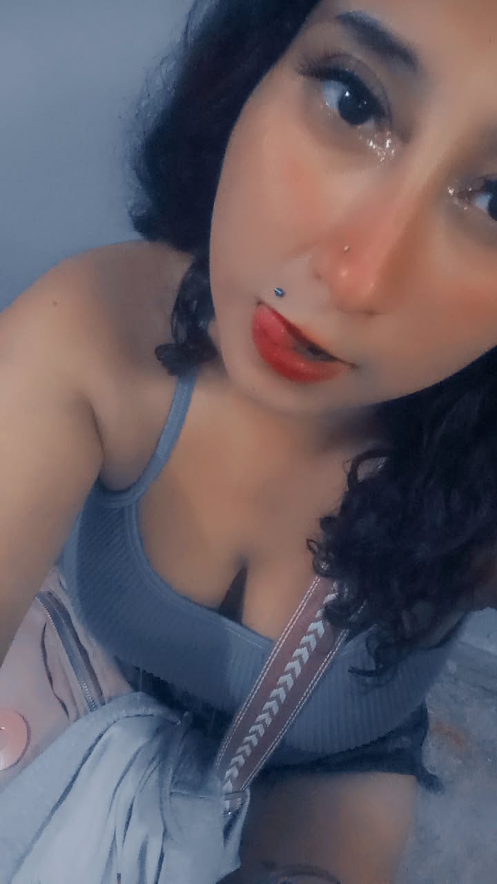 @A&aacute;ngyy